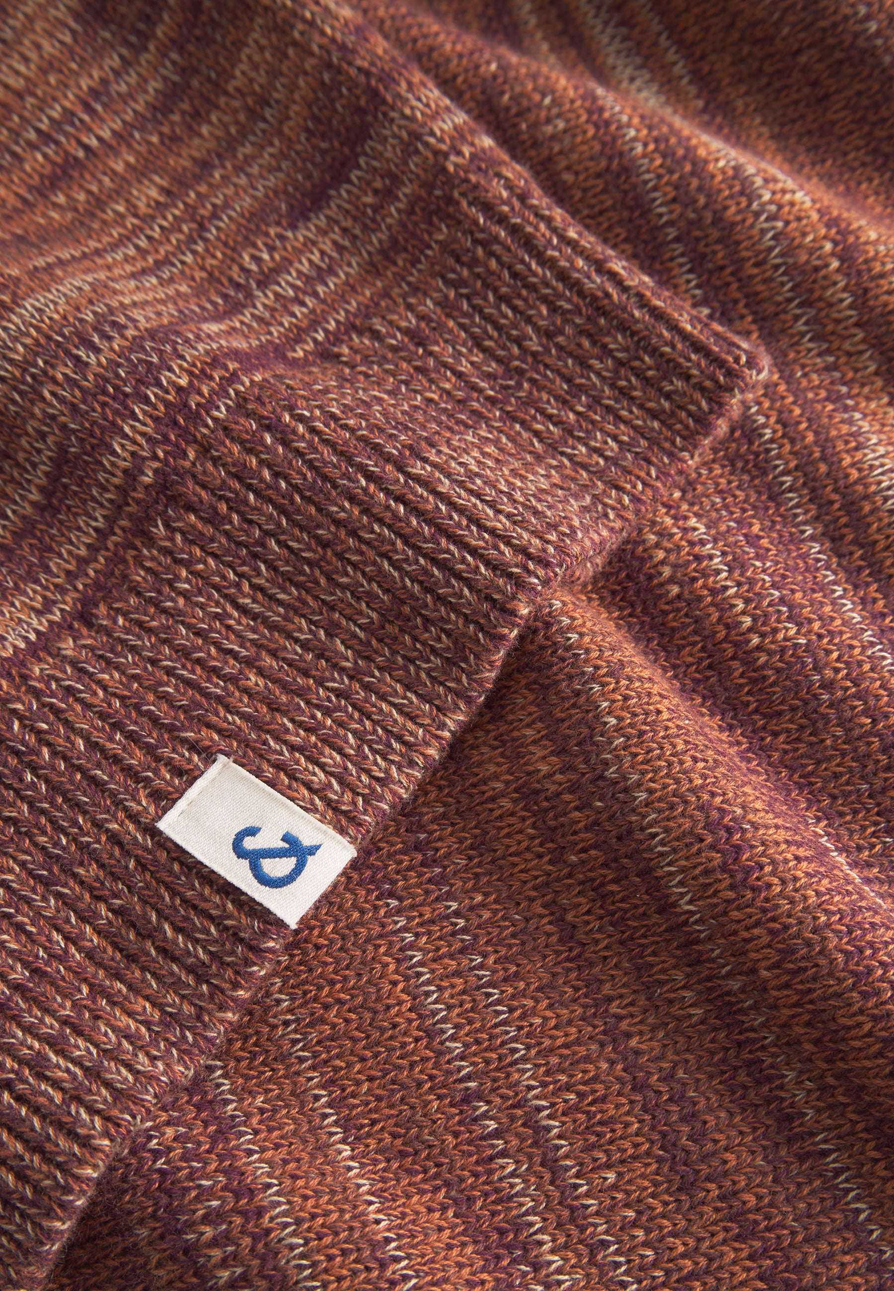 Roundneck Mouliné in Mahogany Mouliné Pullover Colours and Sons   