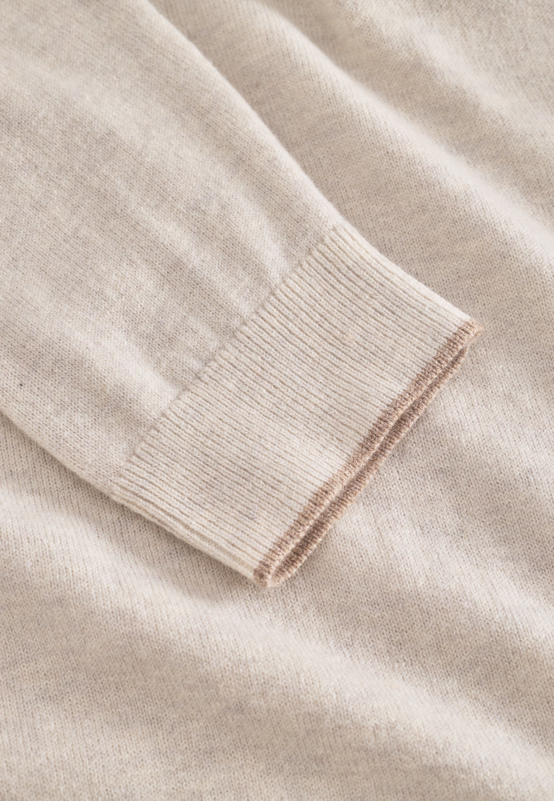 Turtleneck Merino Blend in Offwhite Pullover Colours and Sons   