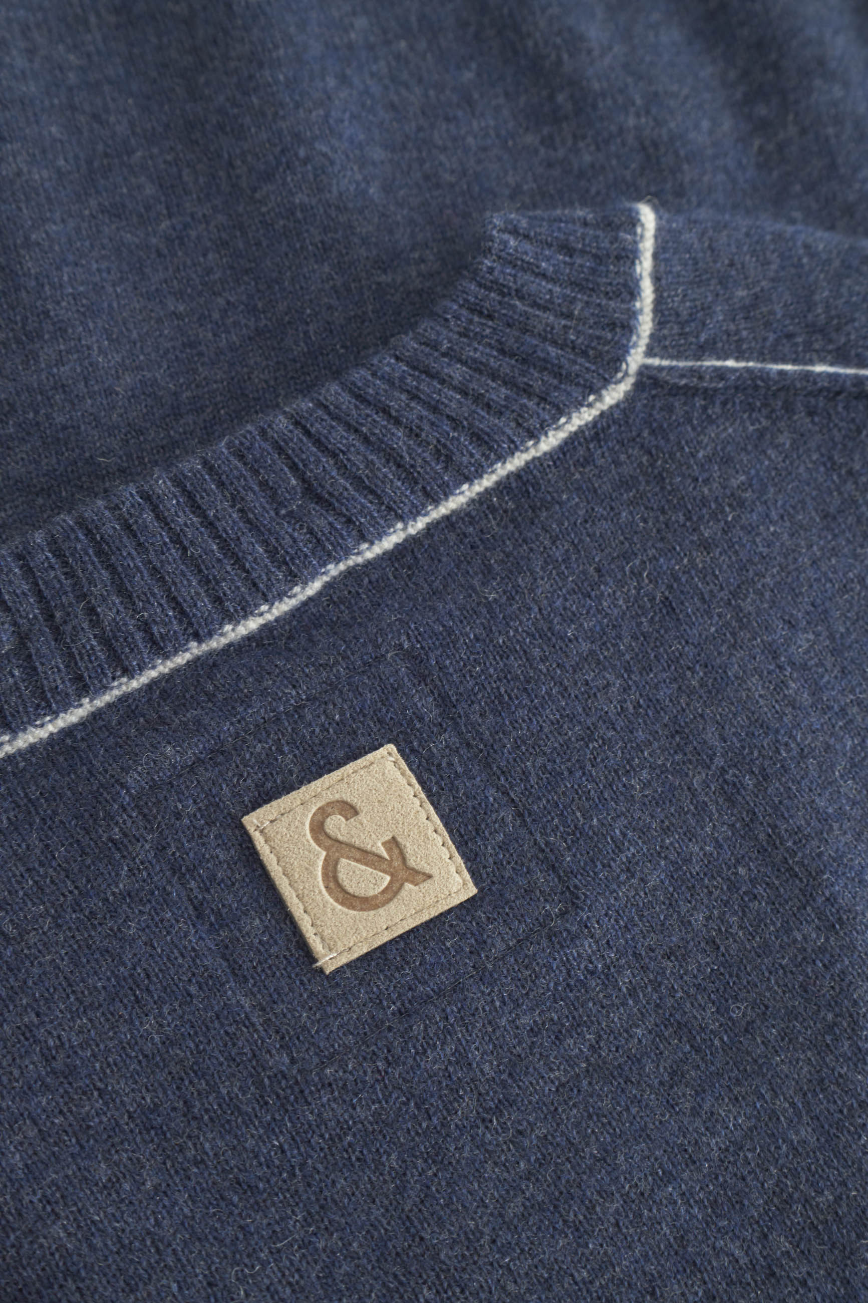 Roundneck-Merino Blend in Navy Pullover Colours and Sons