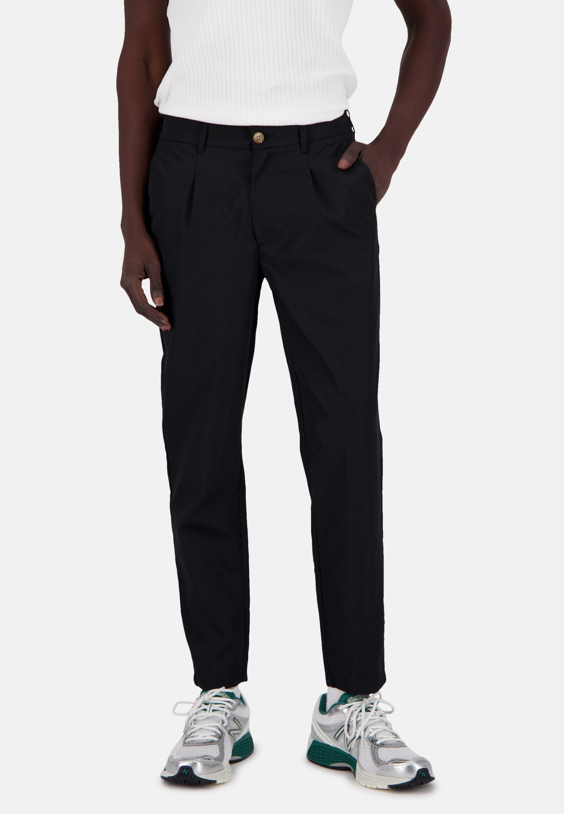 Pants-Cropped in Black Hosen Colours and Sons