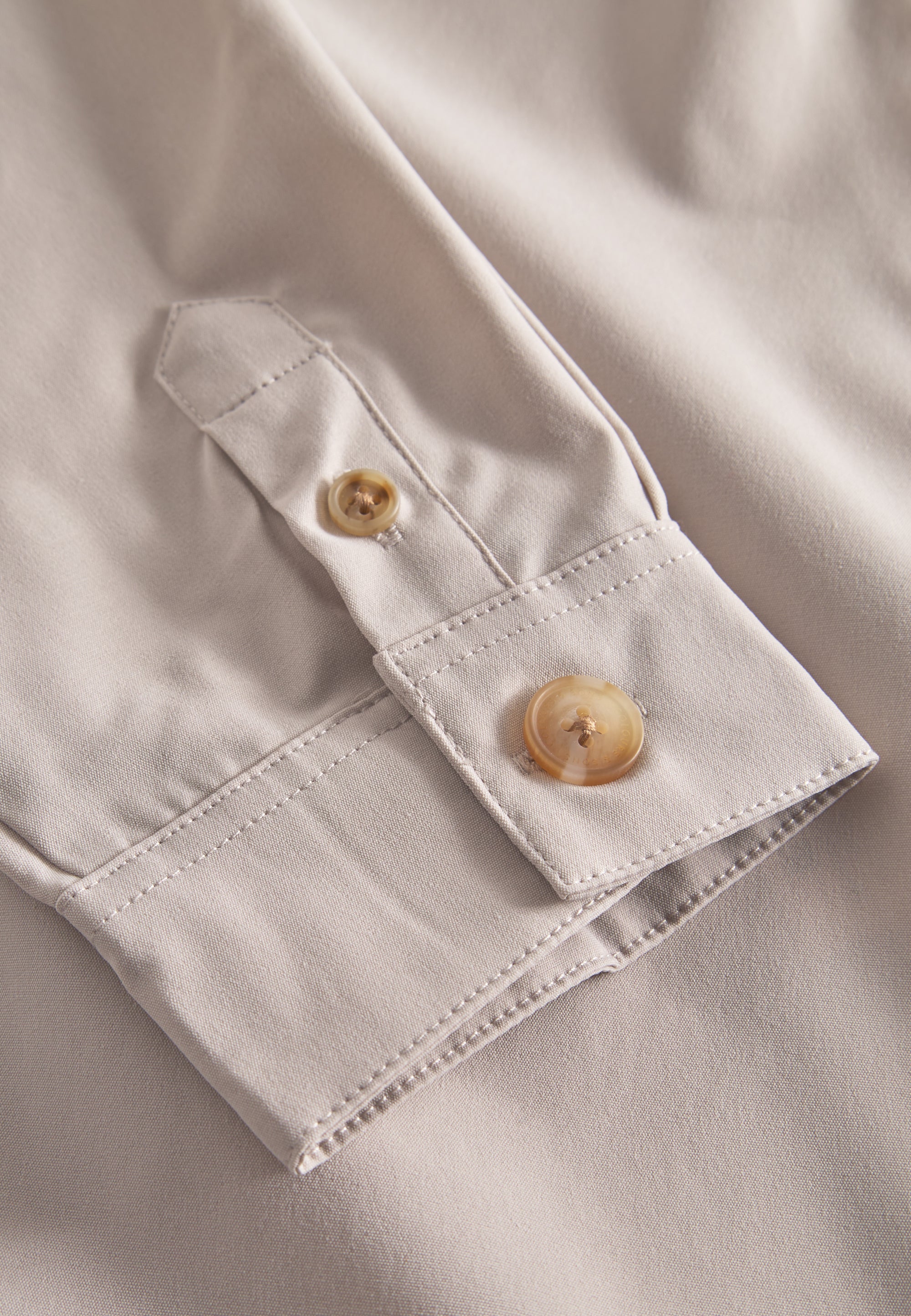 Overshirt- Pocket in Offwhite Jacken Colours and Sons   