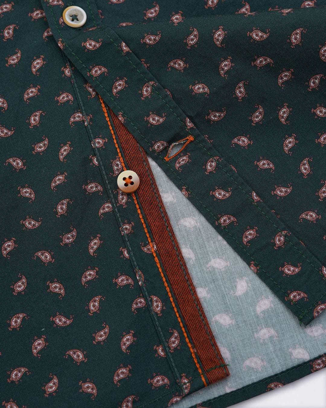 Shirt-Paisley Print in Moss Paisley Hemden Colours and Sons   