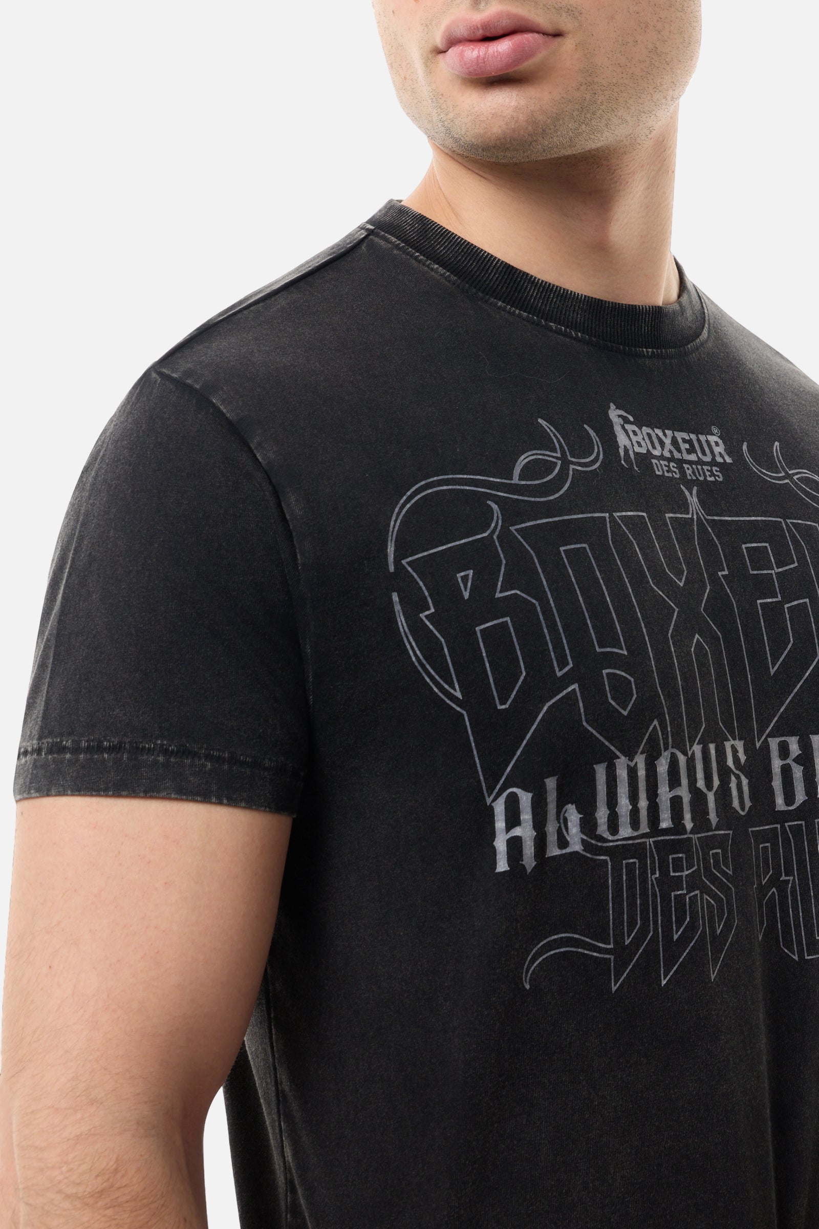 Graphic T-Shirt in Black Acid T-Shirts Boxeur des Rues