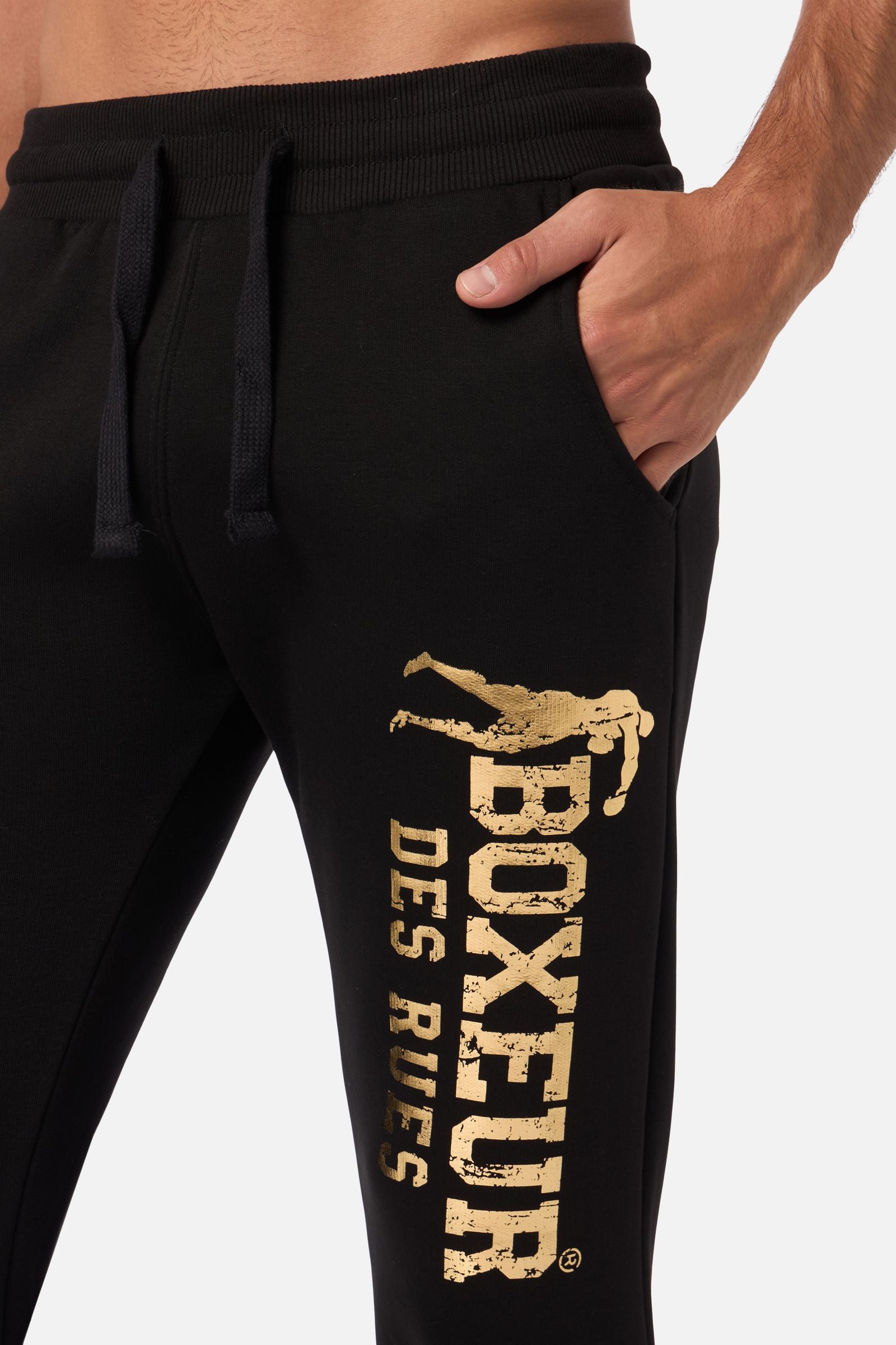 Slim Fit Sweatpant With Logo in Black-Gold Hosen Boxeur des Rues   