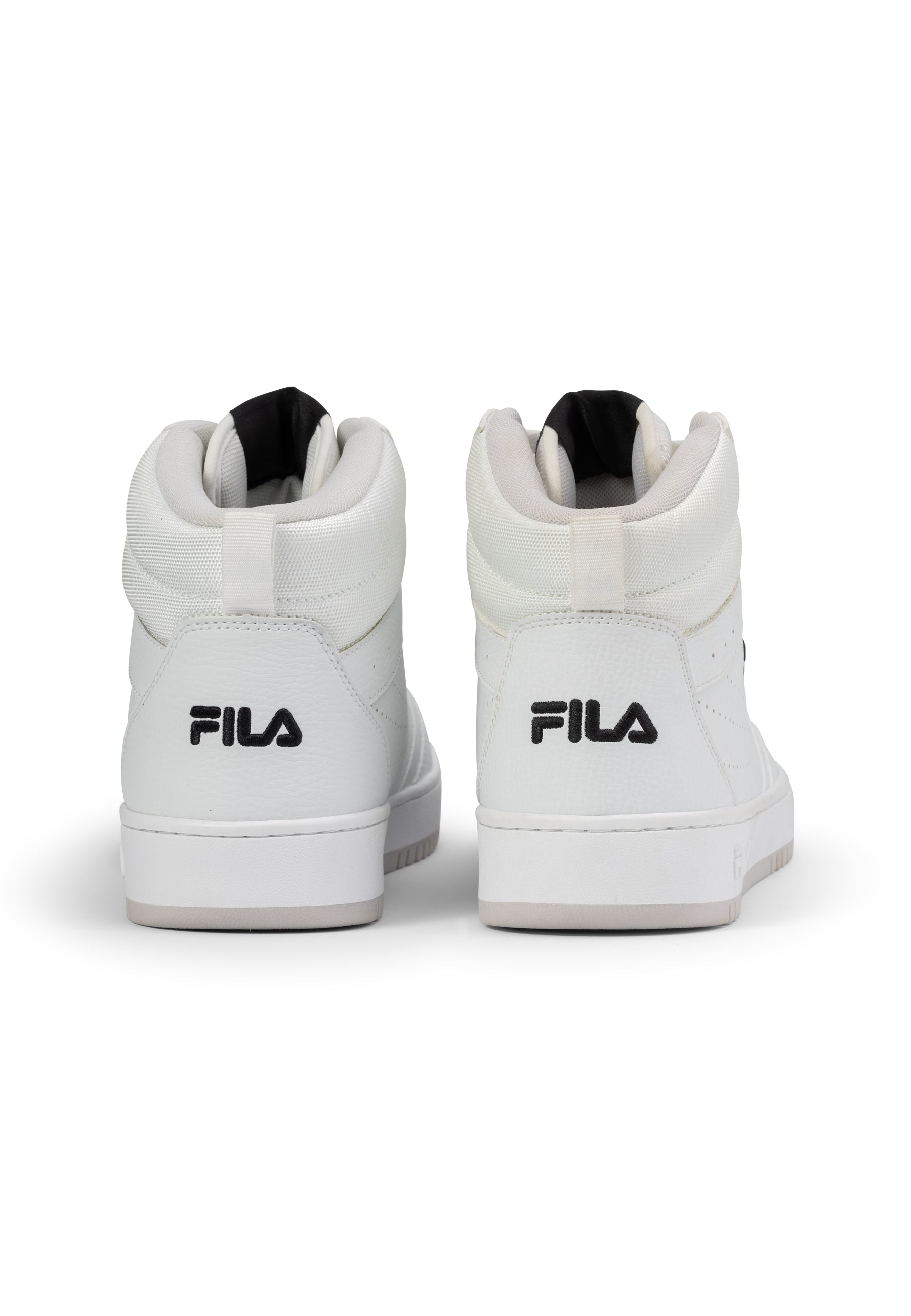Rega Mid in White Sneakers Fila   