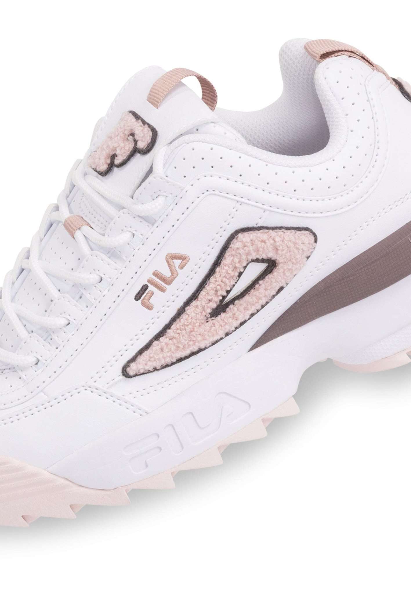 Disruptor Patch Wmn in White-Pale Mauve Sneakers Fila   