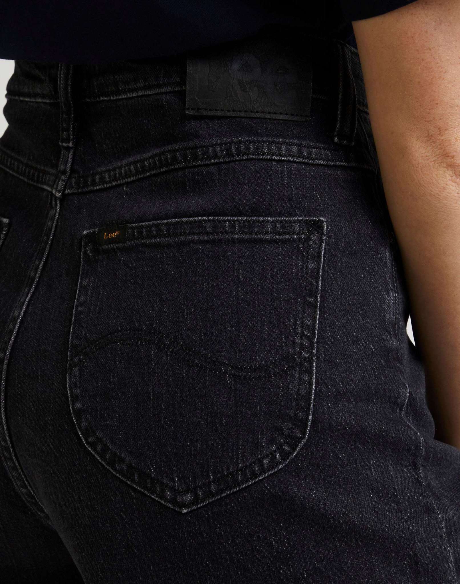 Stella Short in Evening Dark Jeansshorts Lee   