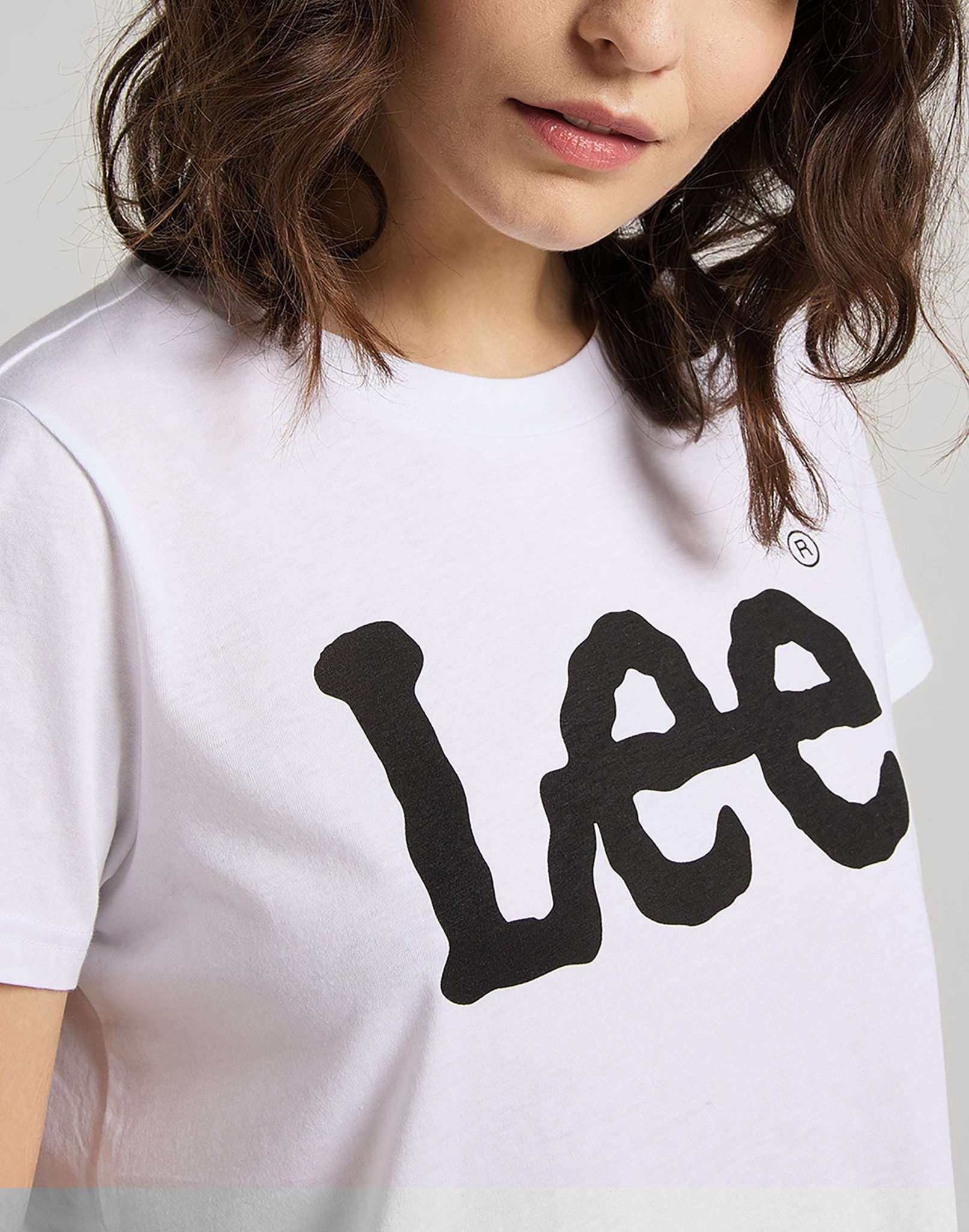 Logo Tee in White T-Shirts Lee   