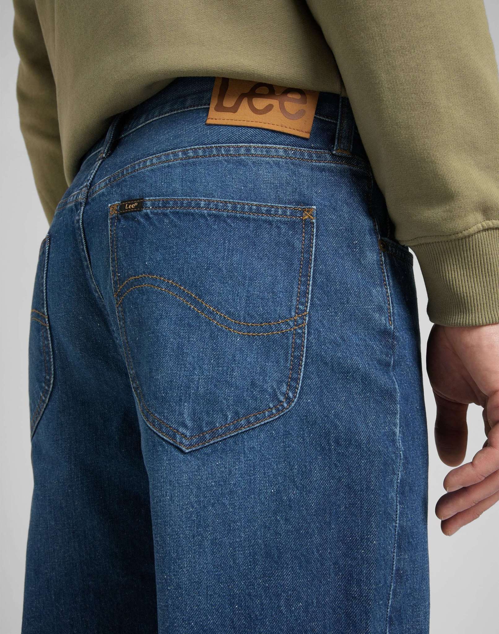West in Mid Worn Bolton Jeans Lee   