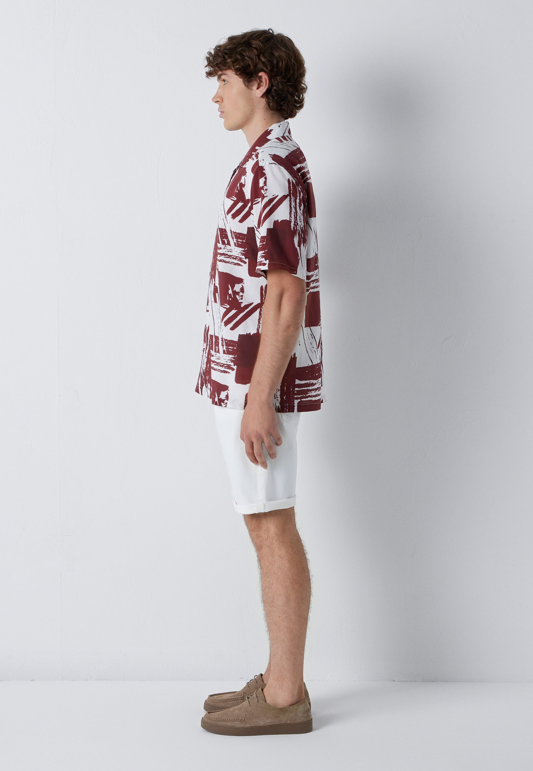 Printed Shirt in Tawny Port Print Hemden Mavi