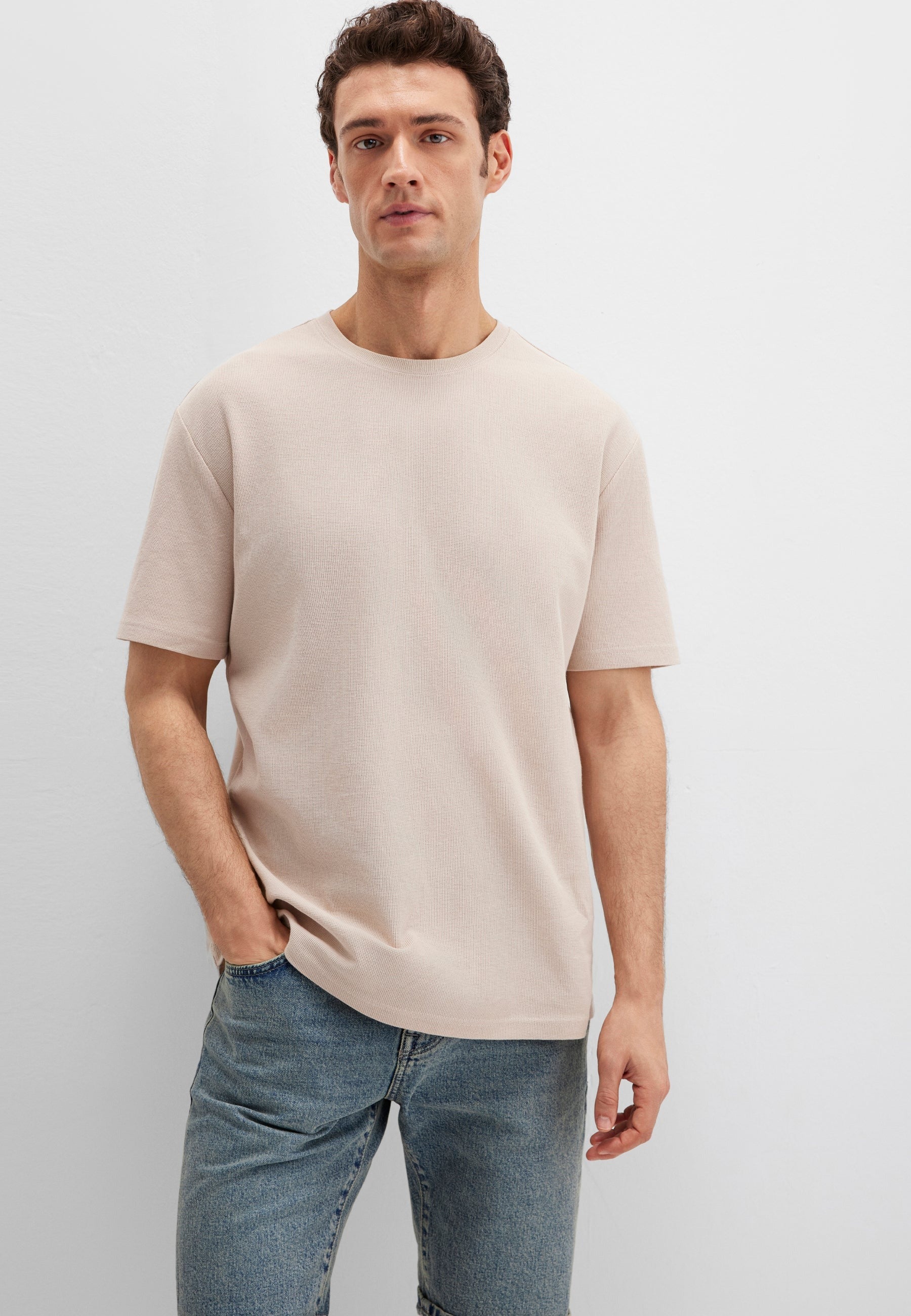 Short Sleeve Tee in Silver Lining