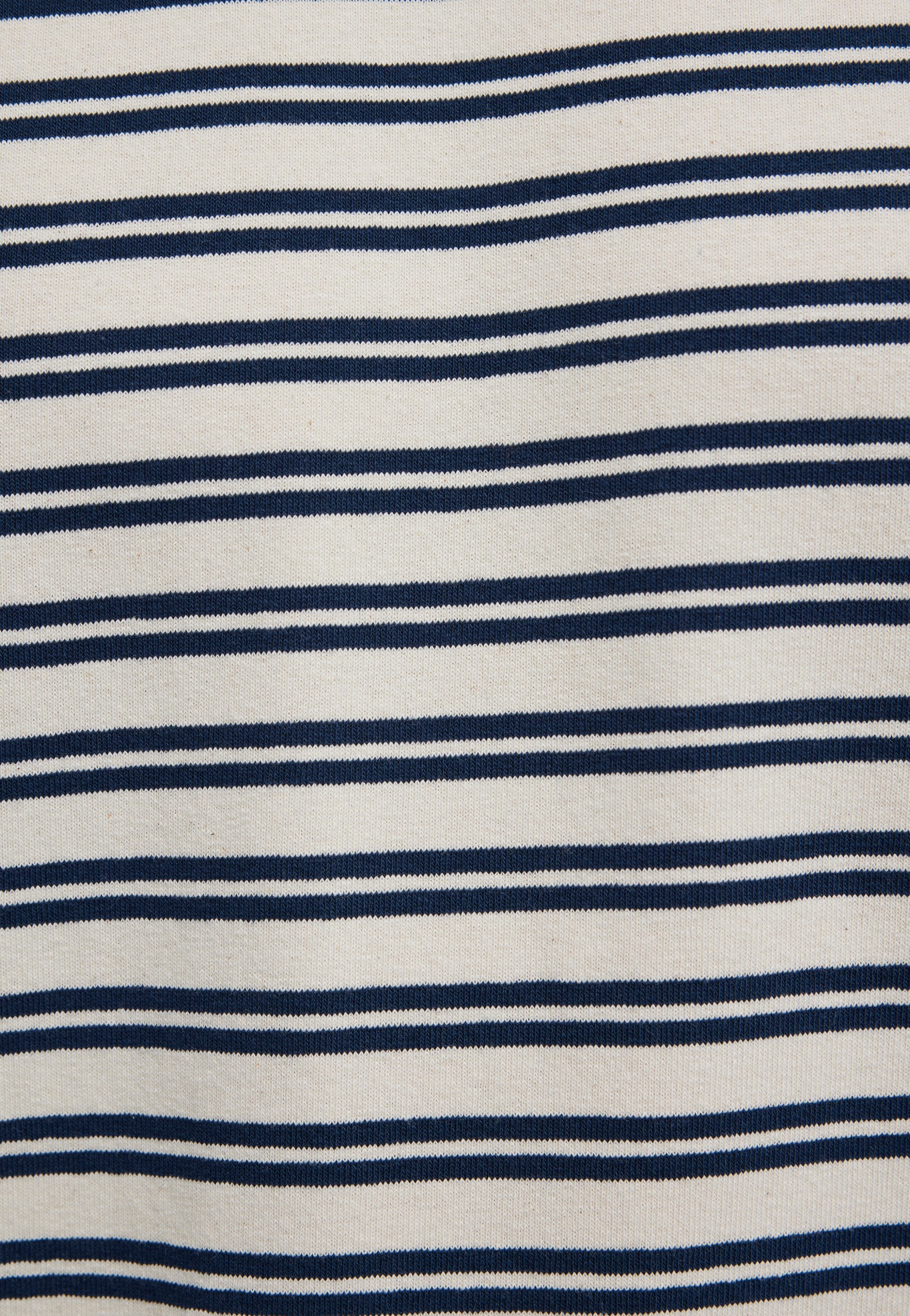 Stripe Tee in Total Eclipse T-Shirts Mavi