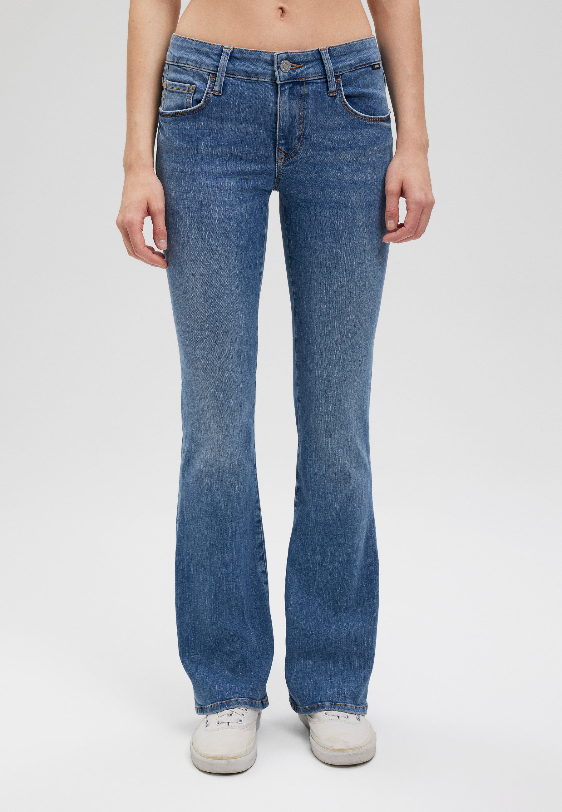 Bella Mid-Rise in Dark Brushed Str Jeans Mavi   