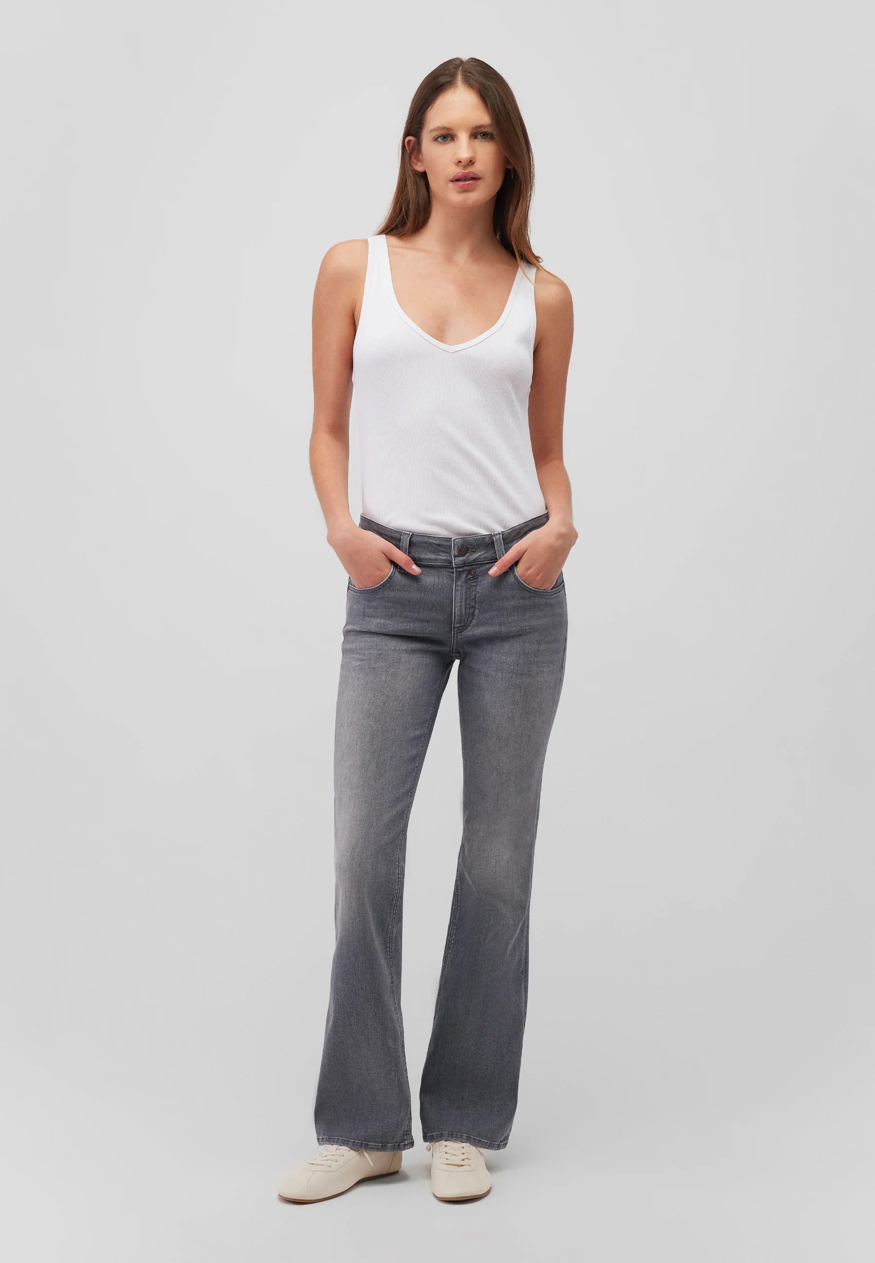 Bella in Grey Brushed Venice