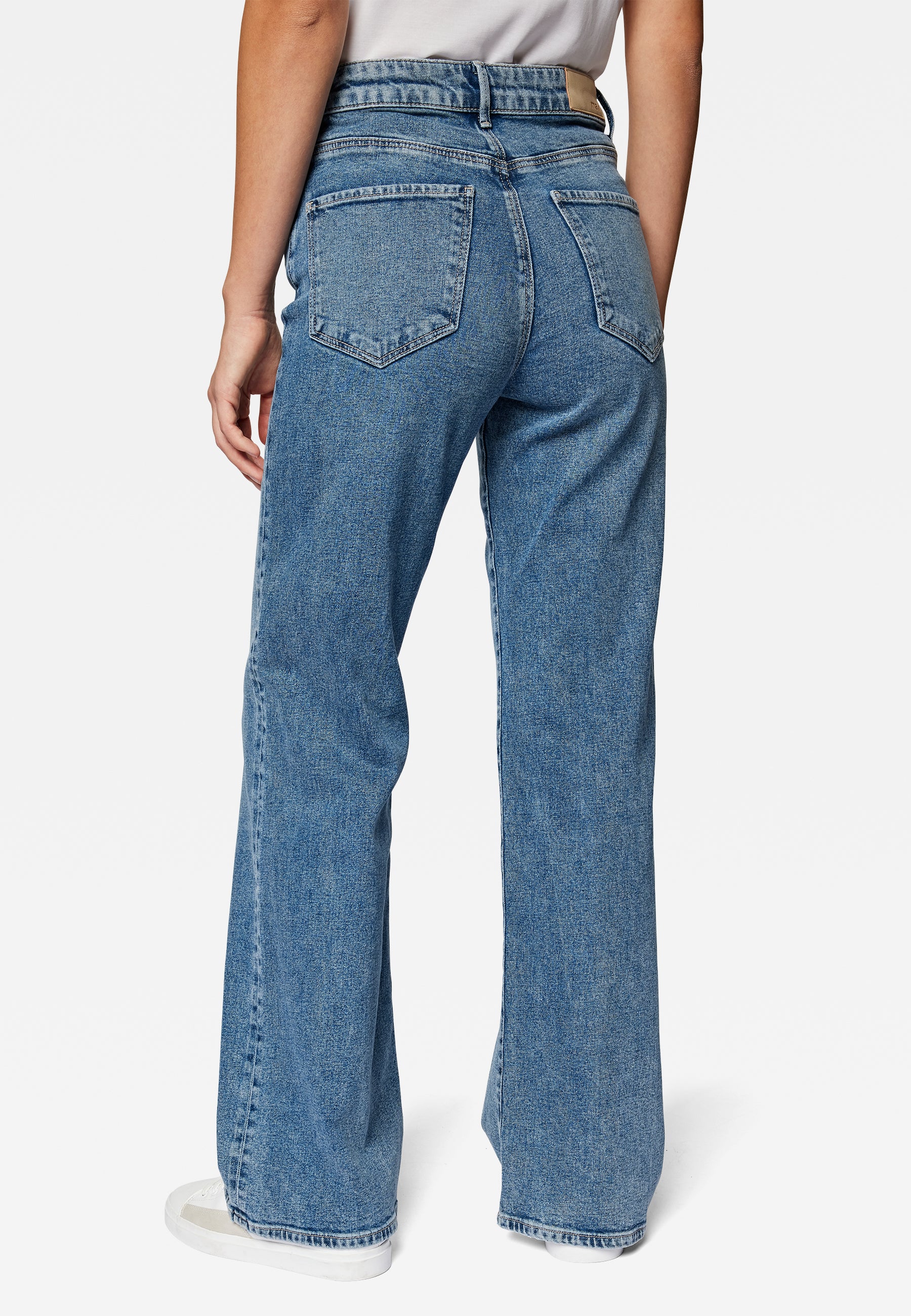 Malibu in Mid Shaded 90S Jeans Mavi   
