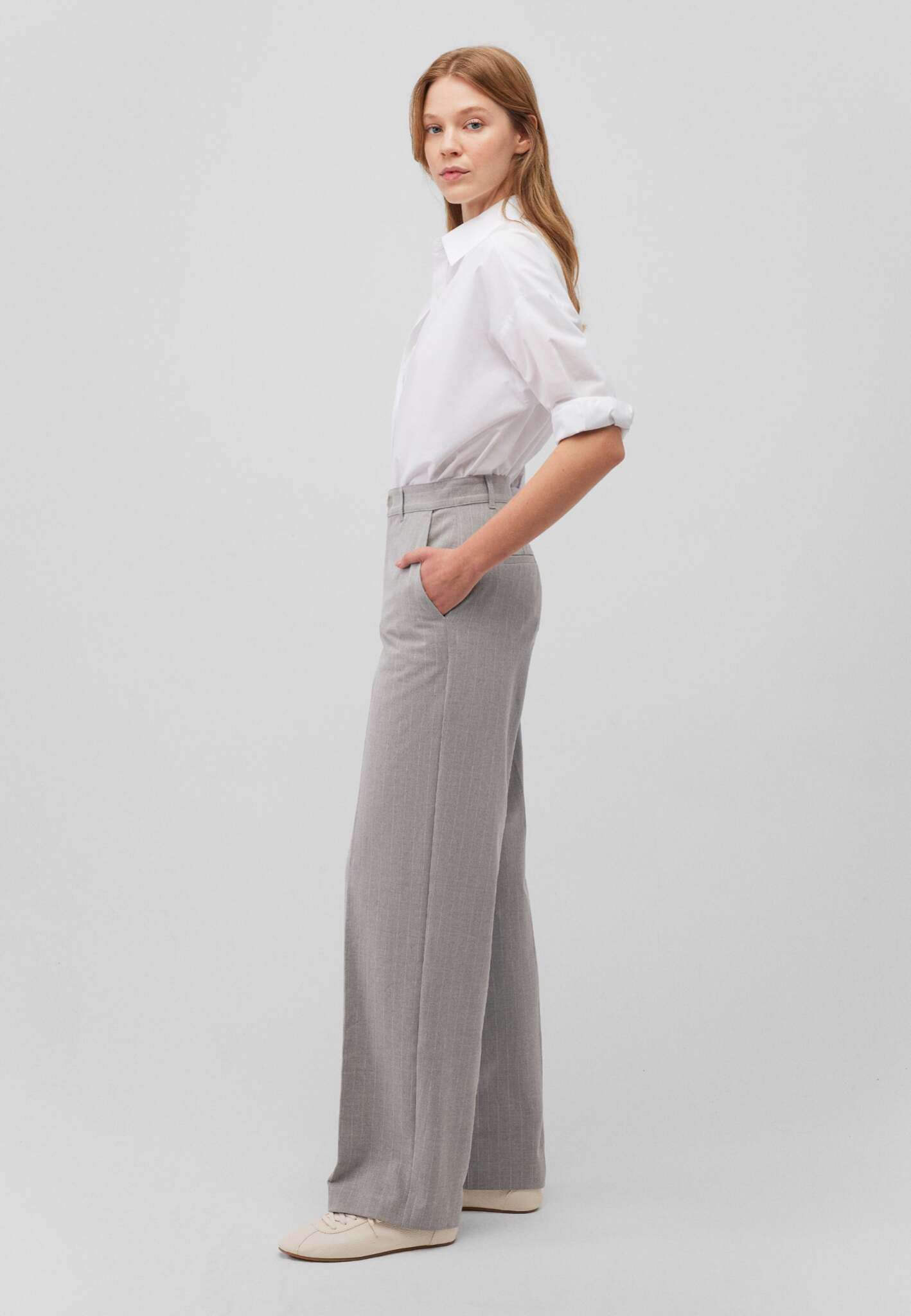 Woven Pants in Grey Stripe Hosen Mavi