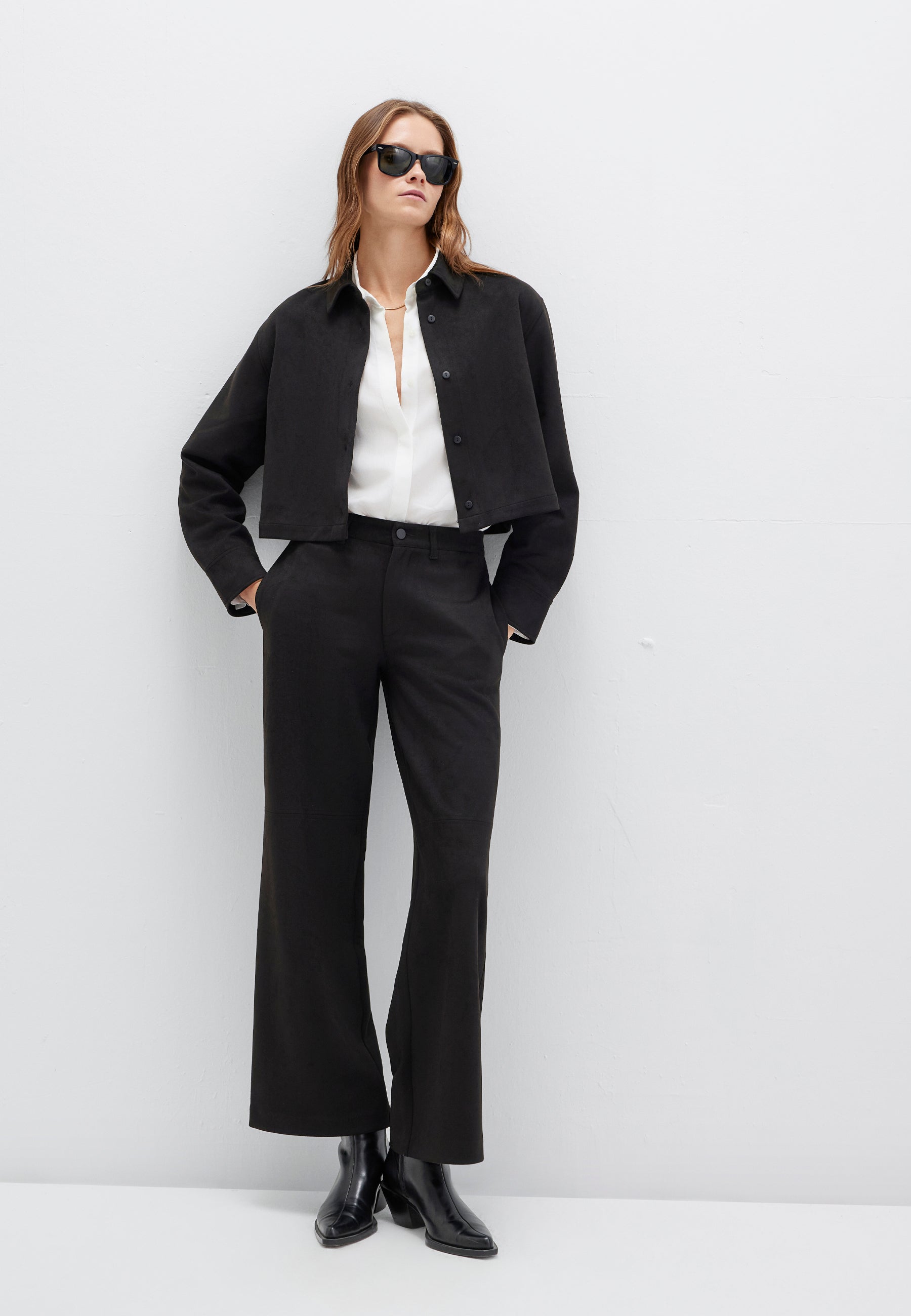 Woven Pants in Black Hosen Mavi