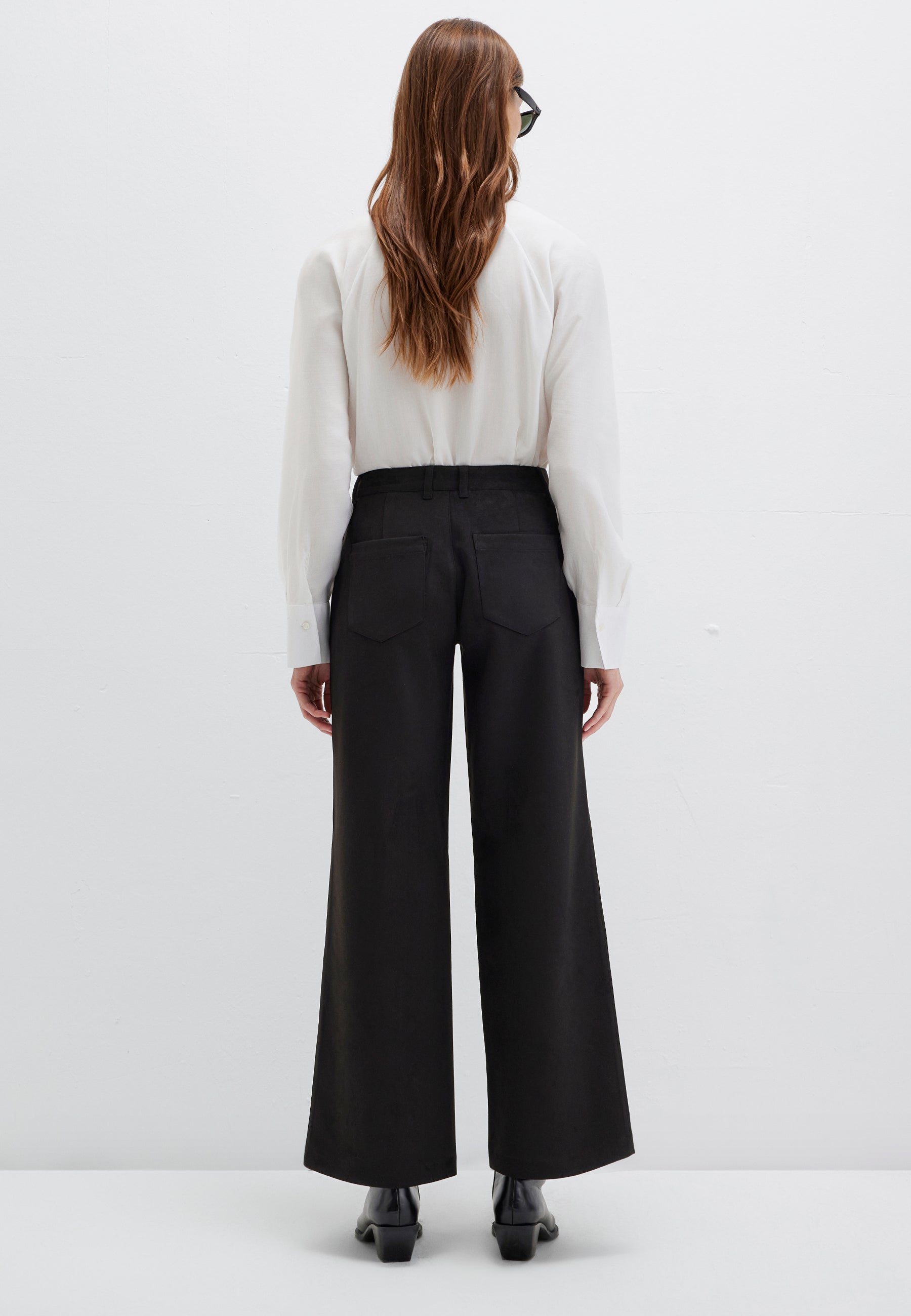 Woven Pants in Black Hosen Mavi