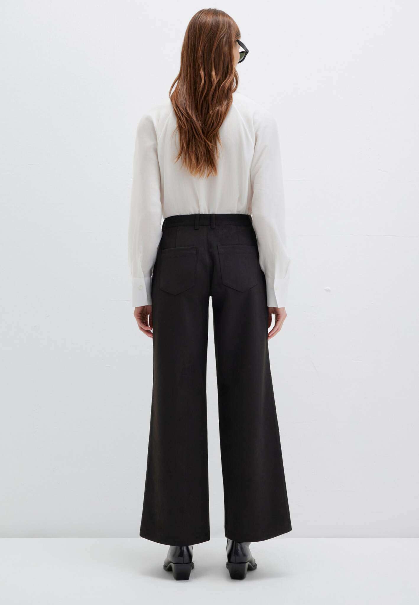 Woven Pants in Black Hosen Mavi
