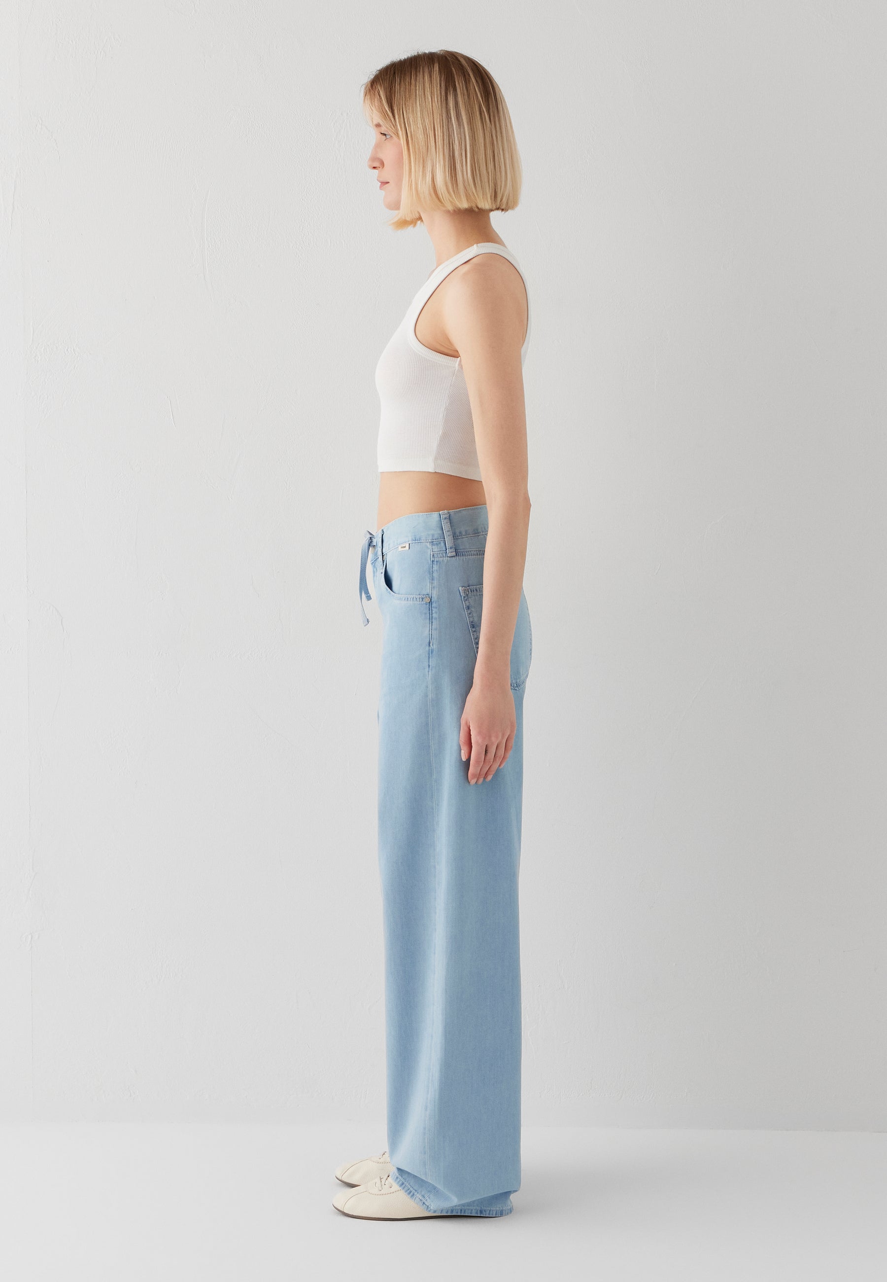 Nella in Bleached Lt Denim