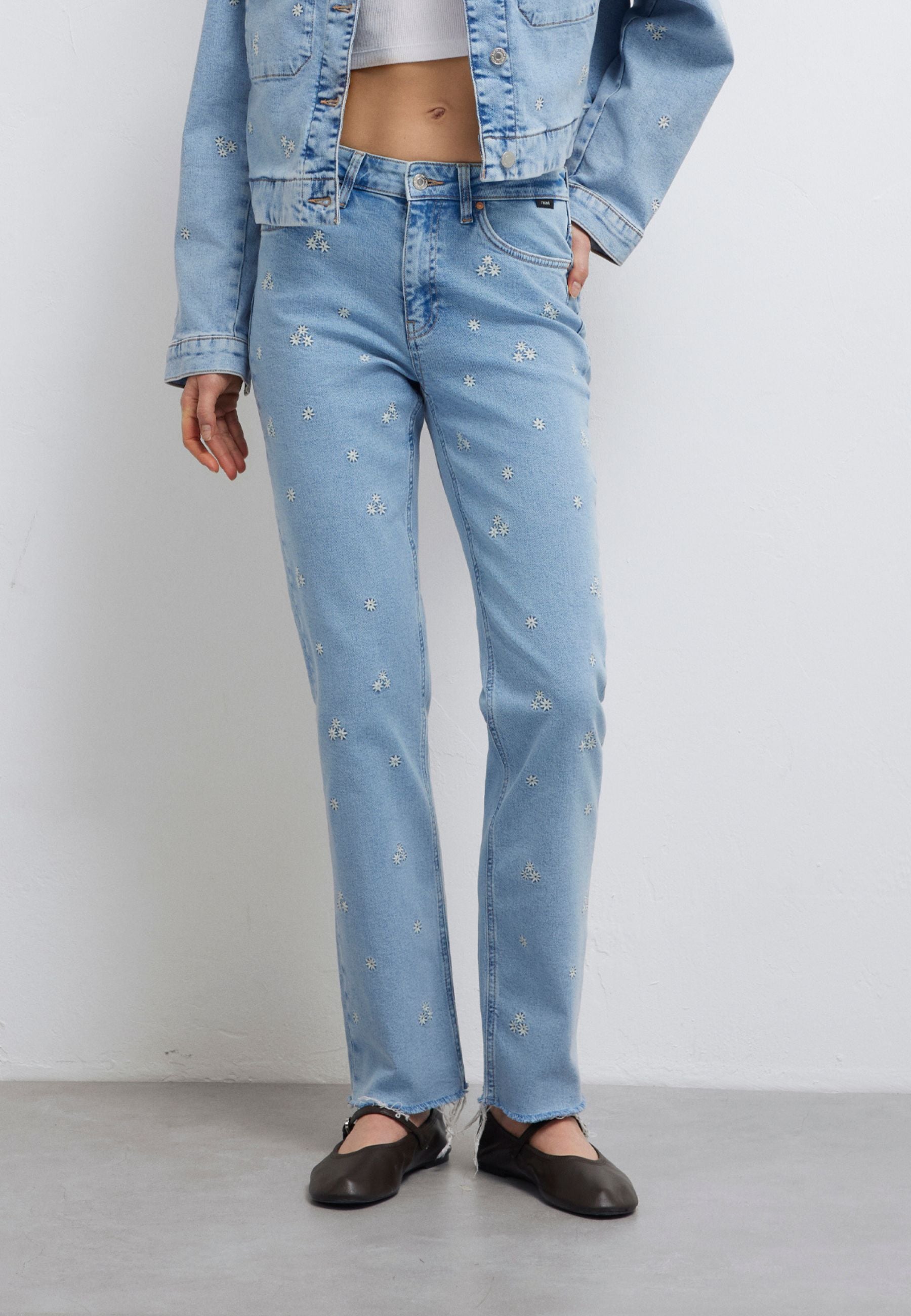 New York in Lt Blue Denim Jeans Mavi