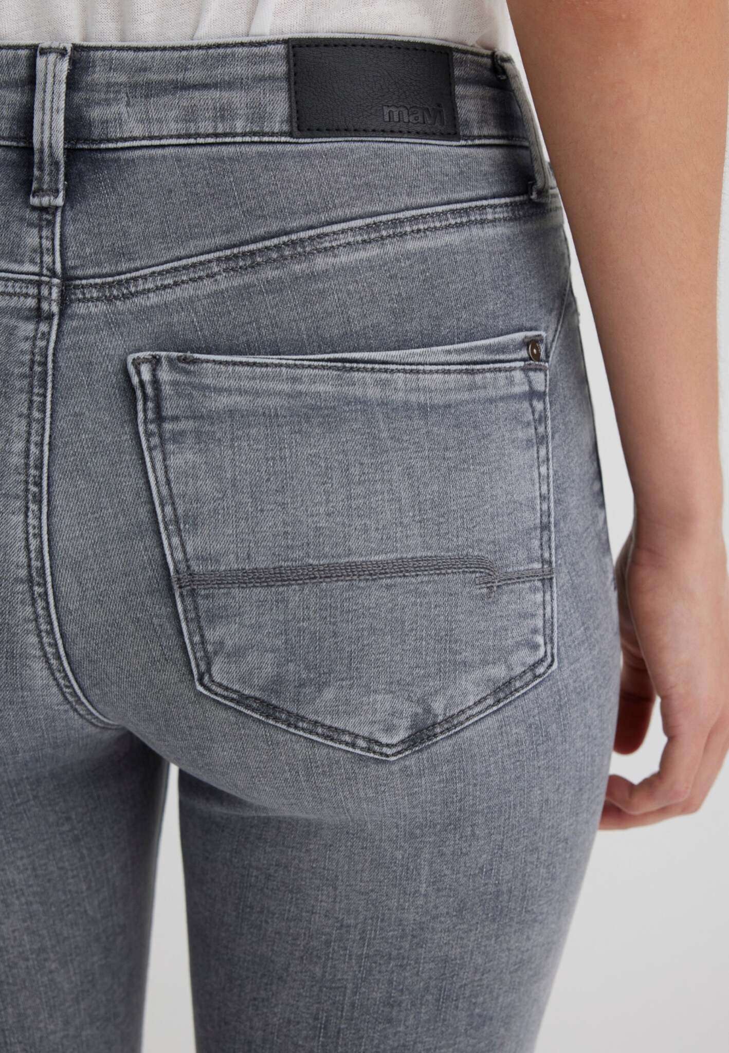 Kendra in Grey Brushed Glam Jeans Mavi