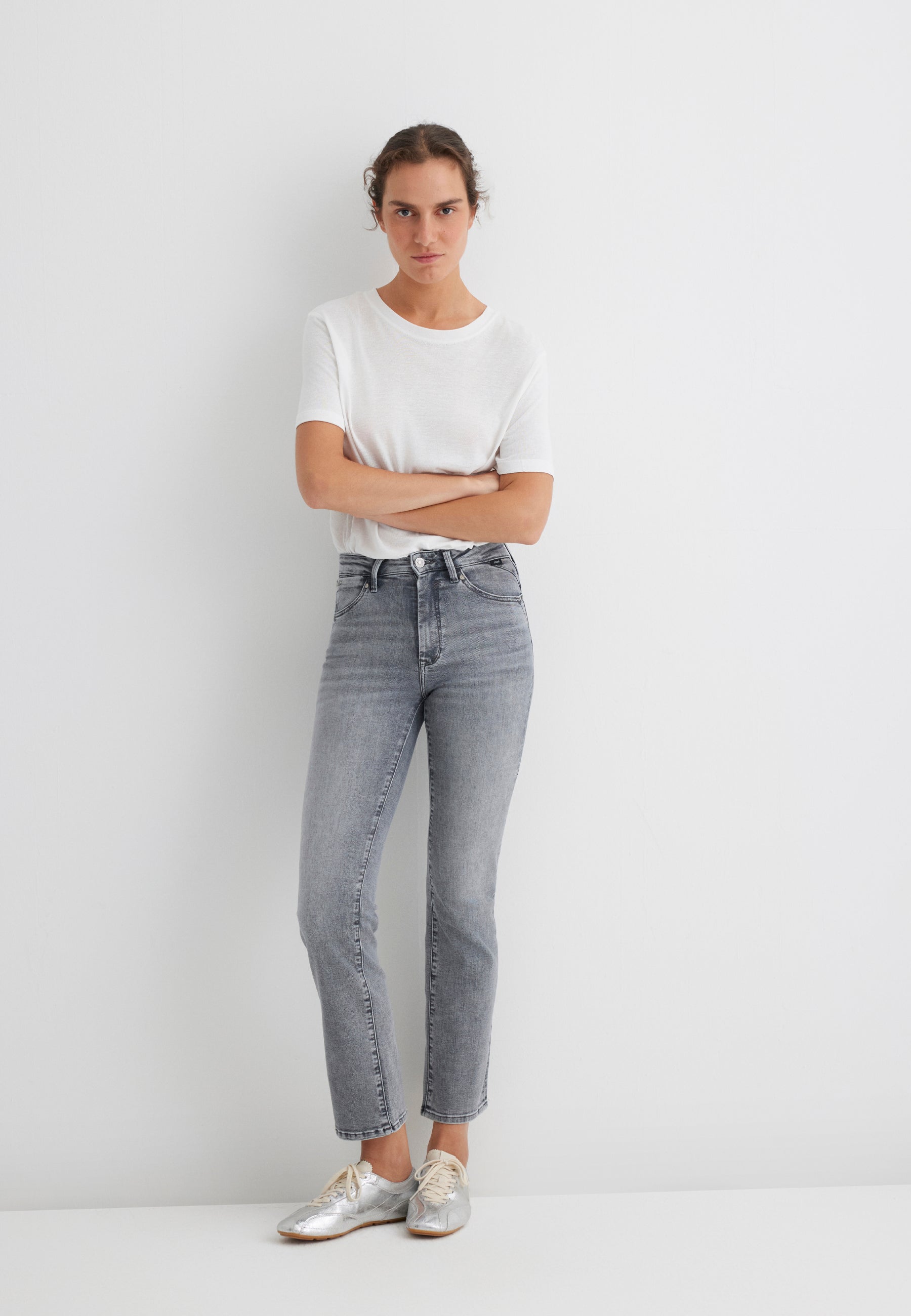 Kendra in Grey Brushed Glam Jeans Mavi