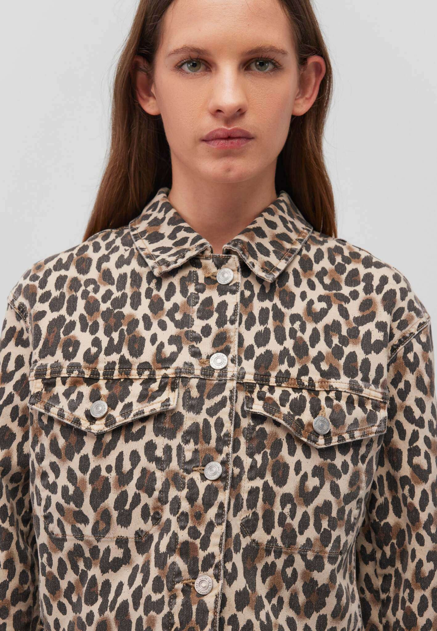 Maren in Leopard Denim Jacken Mavi