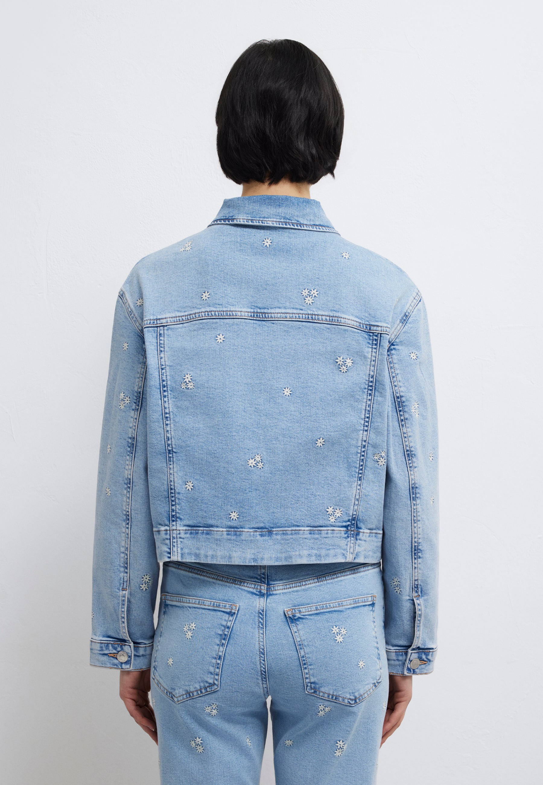 Maren in Lt Blue Denim Jacken Mavi