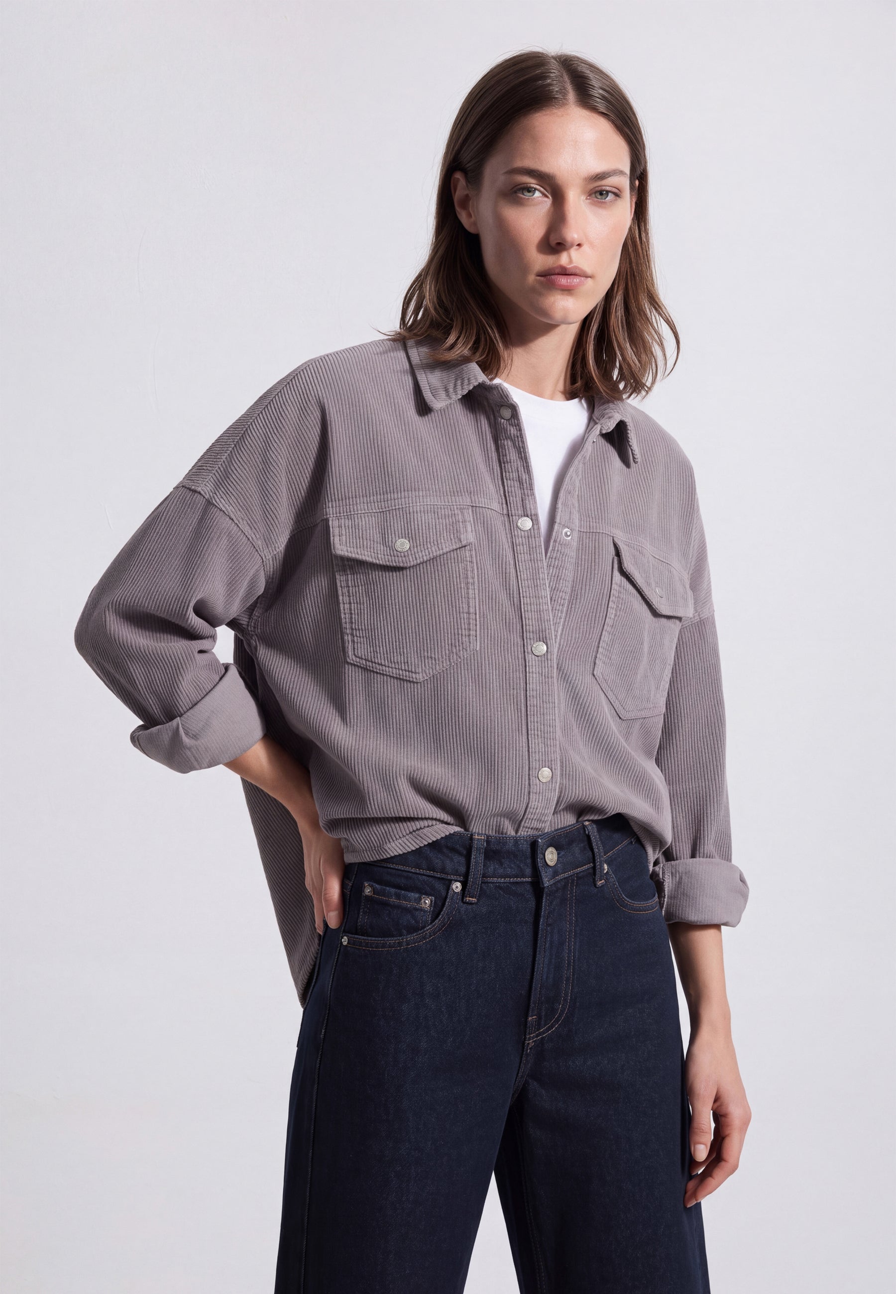 Overshirt Fiona in Volcanic Glass Corduroy