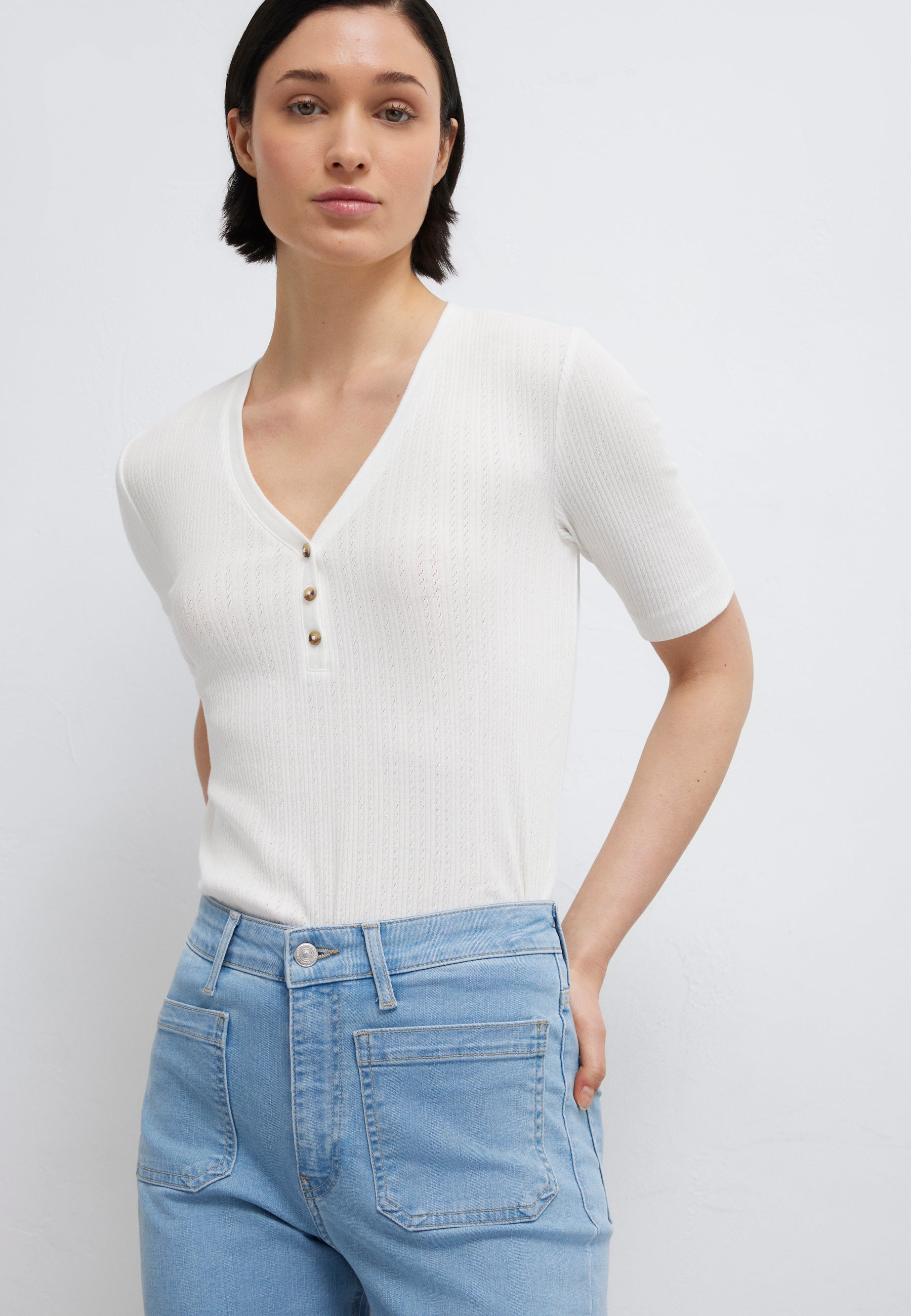 Short Sleeve Fashion Jersey in Antique White T-Shirts Mavi