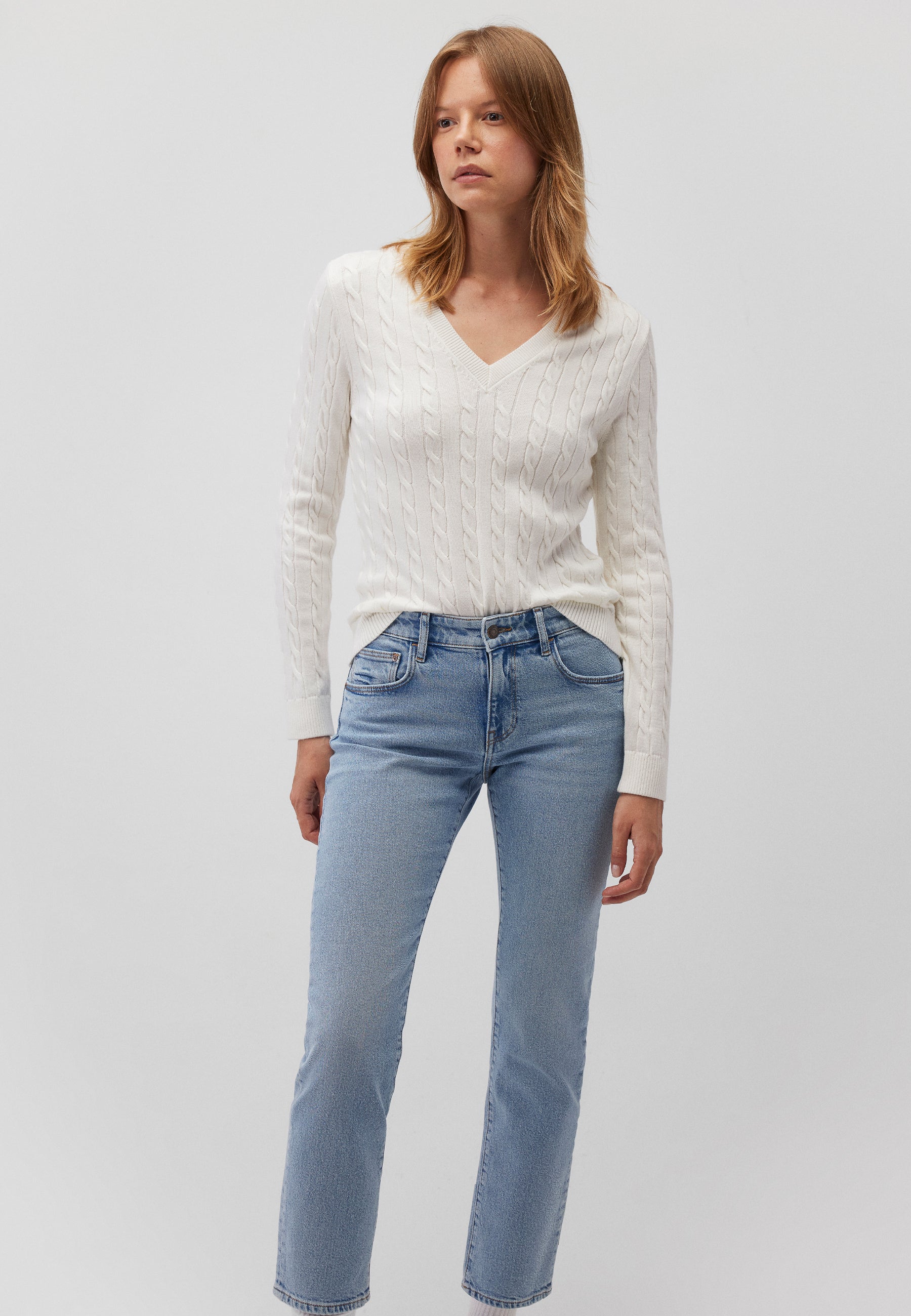 V-Neck Sweater in Antique White Pullover Mavi   