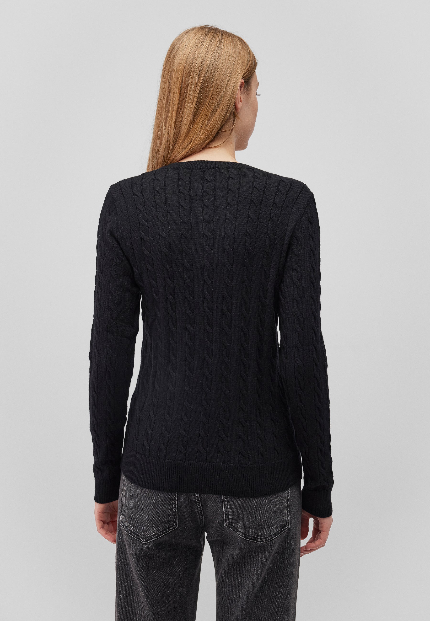 V-Neck Sweater in Black Pullover Mavi   