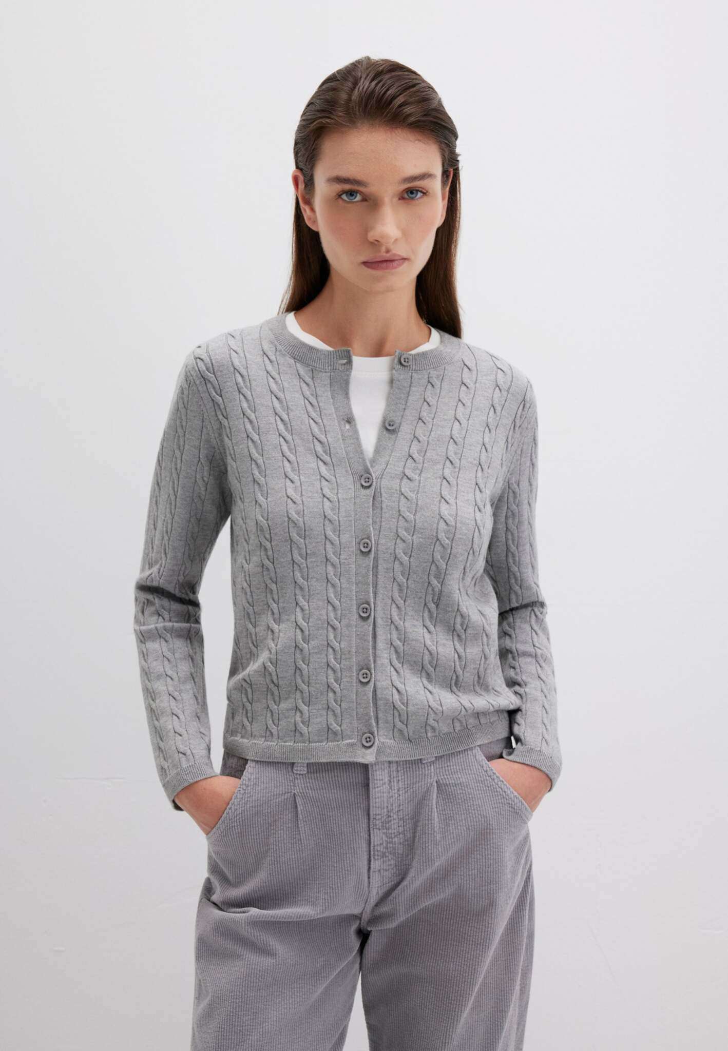 Button Short Cardigan in Mid Grey Melange Strickjacken Mavi
