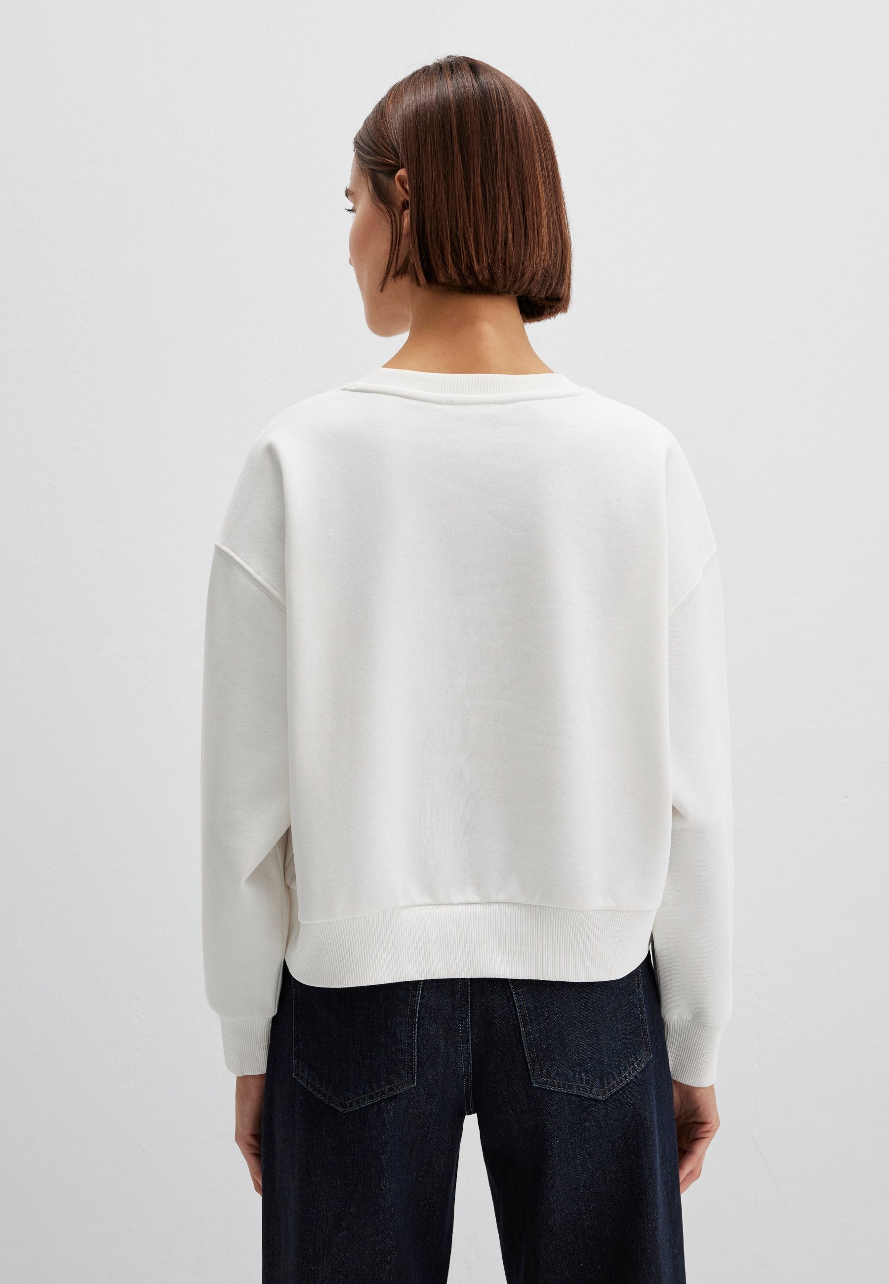 Crew Neck Sweatshirt in Antique White