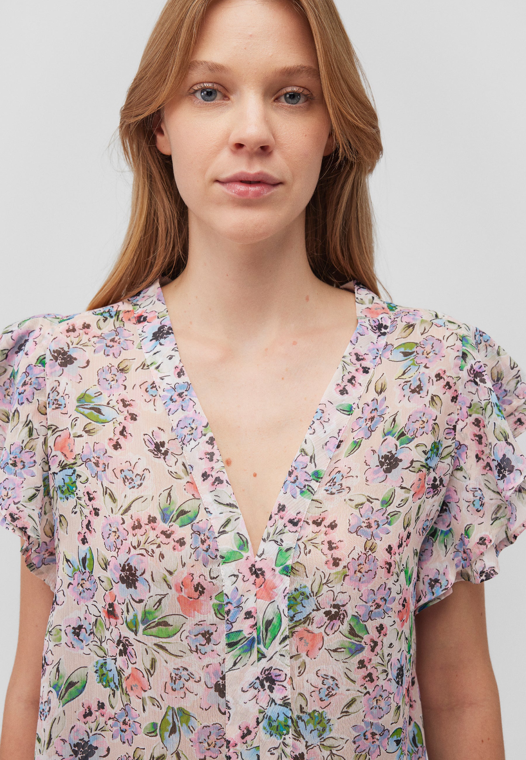 Short Sleeve Blouse in Watercolor Print Hemden Mavi   