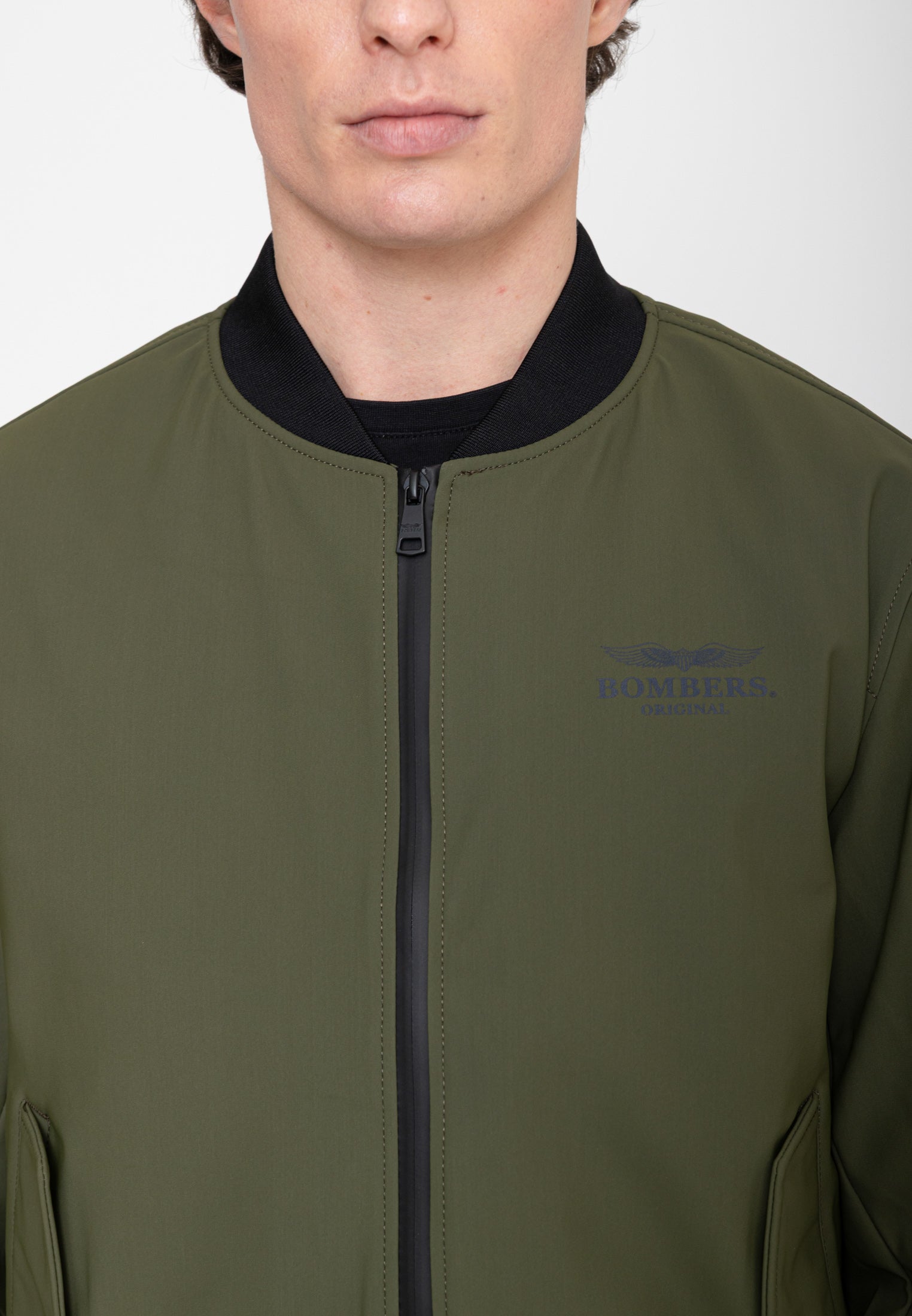 MA Light-M Bomberjacke in Kaki Jacken Bombers Original