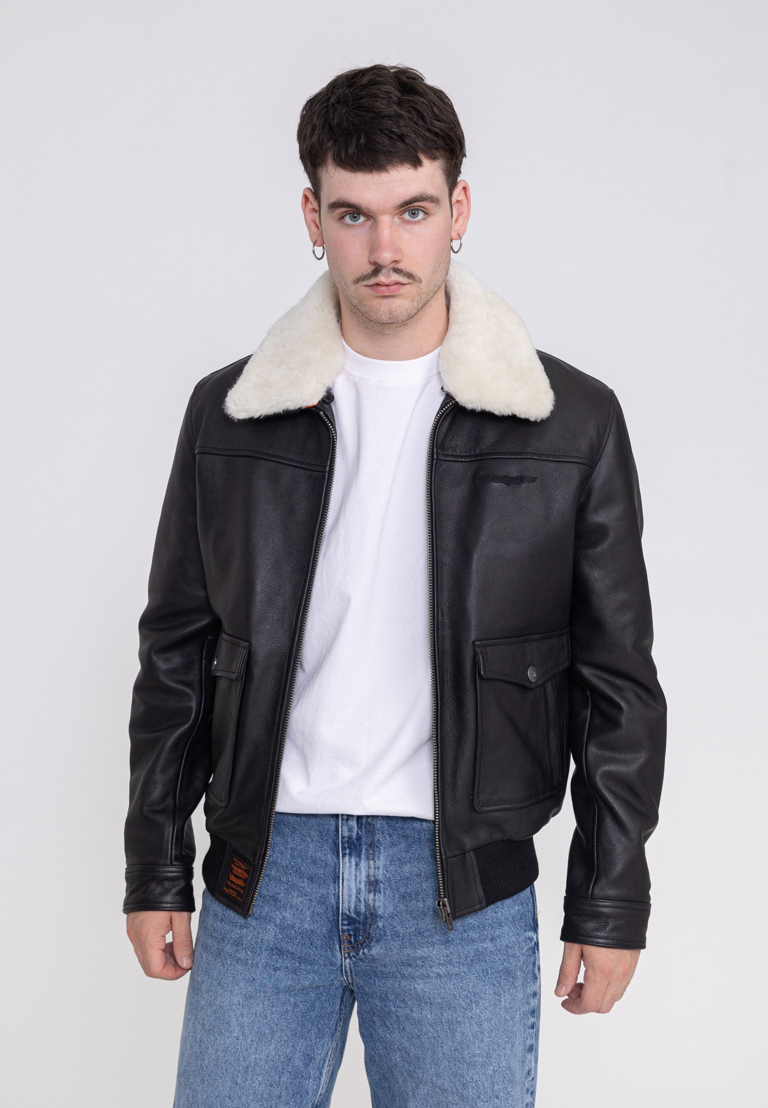 Maverick-M in Black Jacken Bombers Original