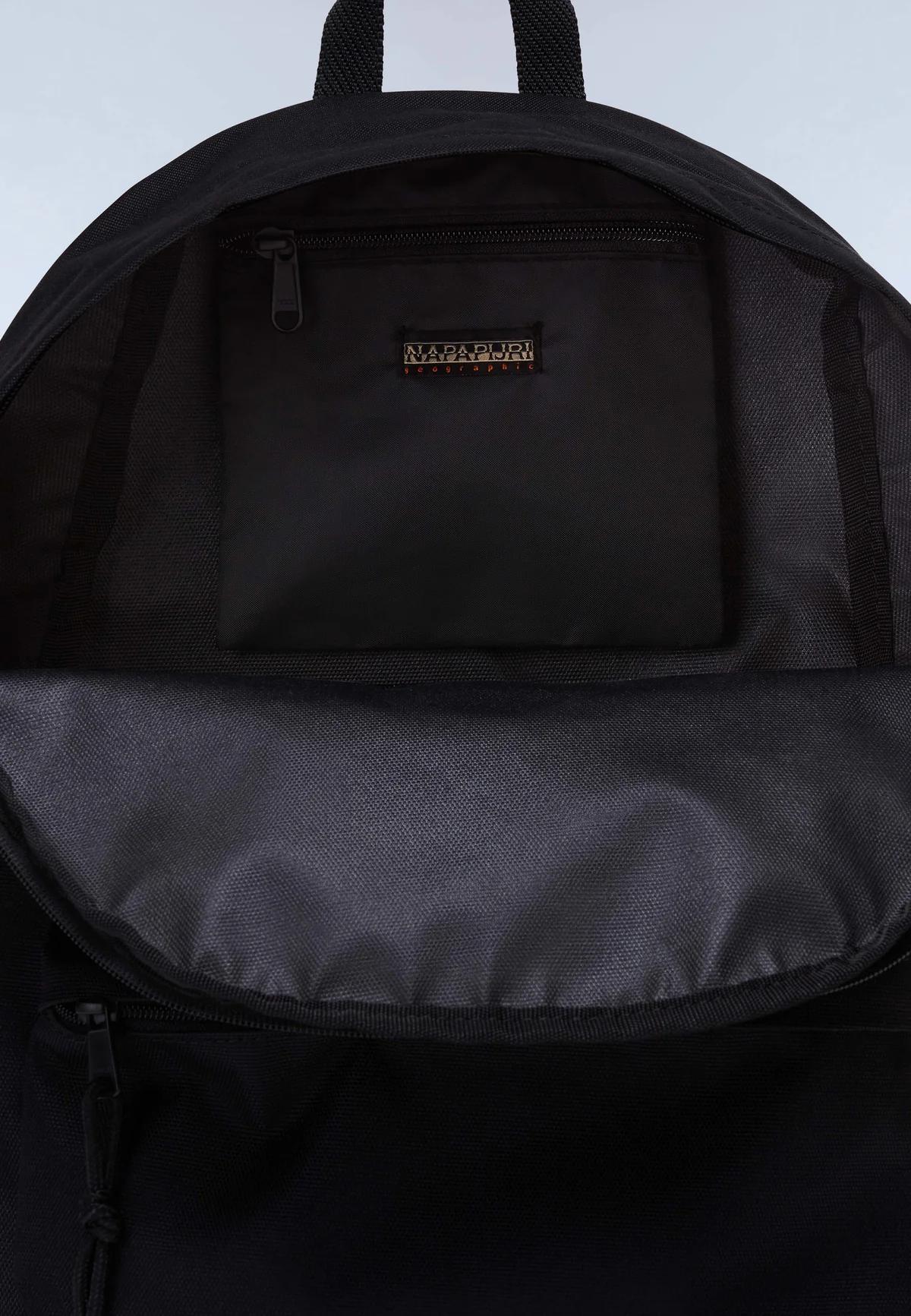 Rucksack VOYAGE 3 - 20,8L in Black Taschen Napapijri