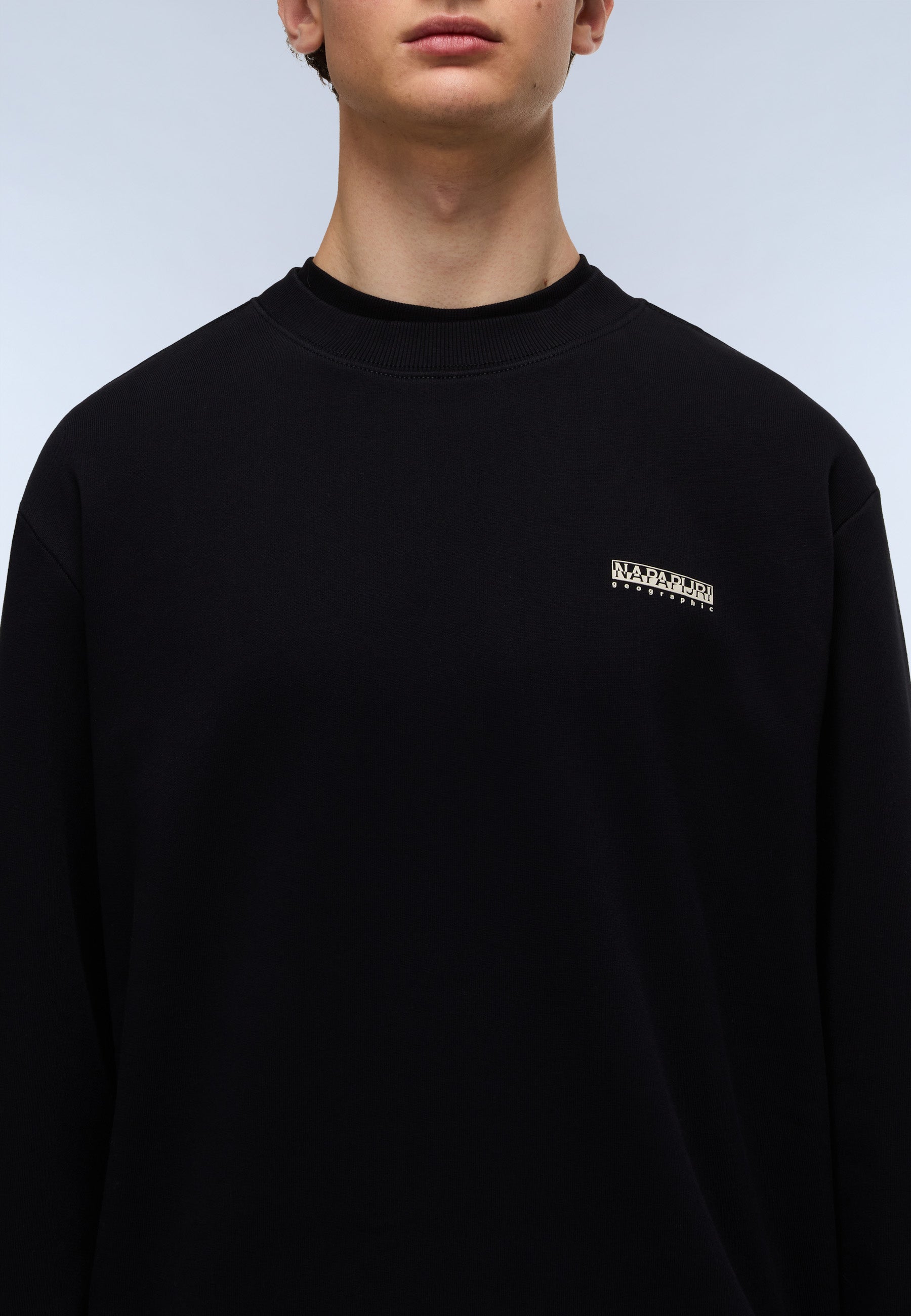 Sweatshirt B-SMALL BOX C in Black Beauty Sweatshirts Napapijri