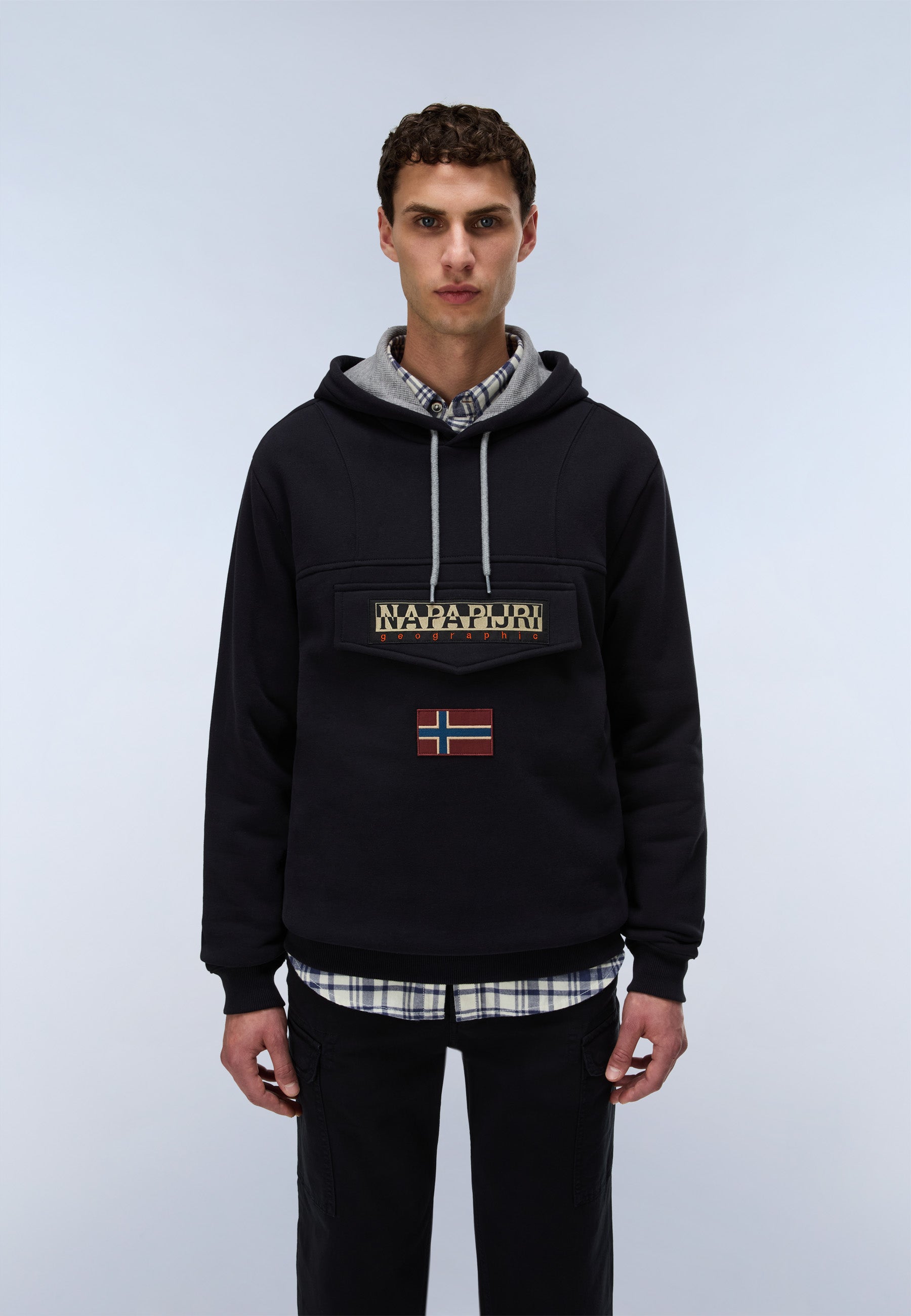 Kapuzenpullover BURGEE WINT 4 in Black Beauty Kapuzenpullover Napapijri