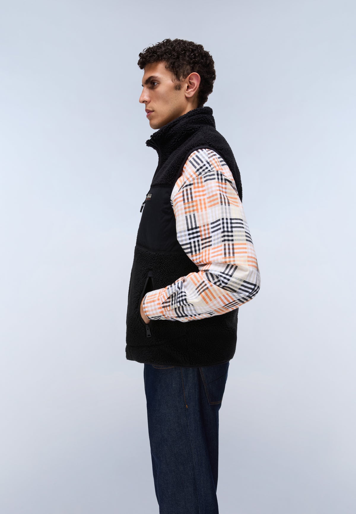 Gilet YUPIK V 2 in Black Beauty Jacken Napapijri