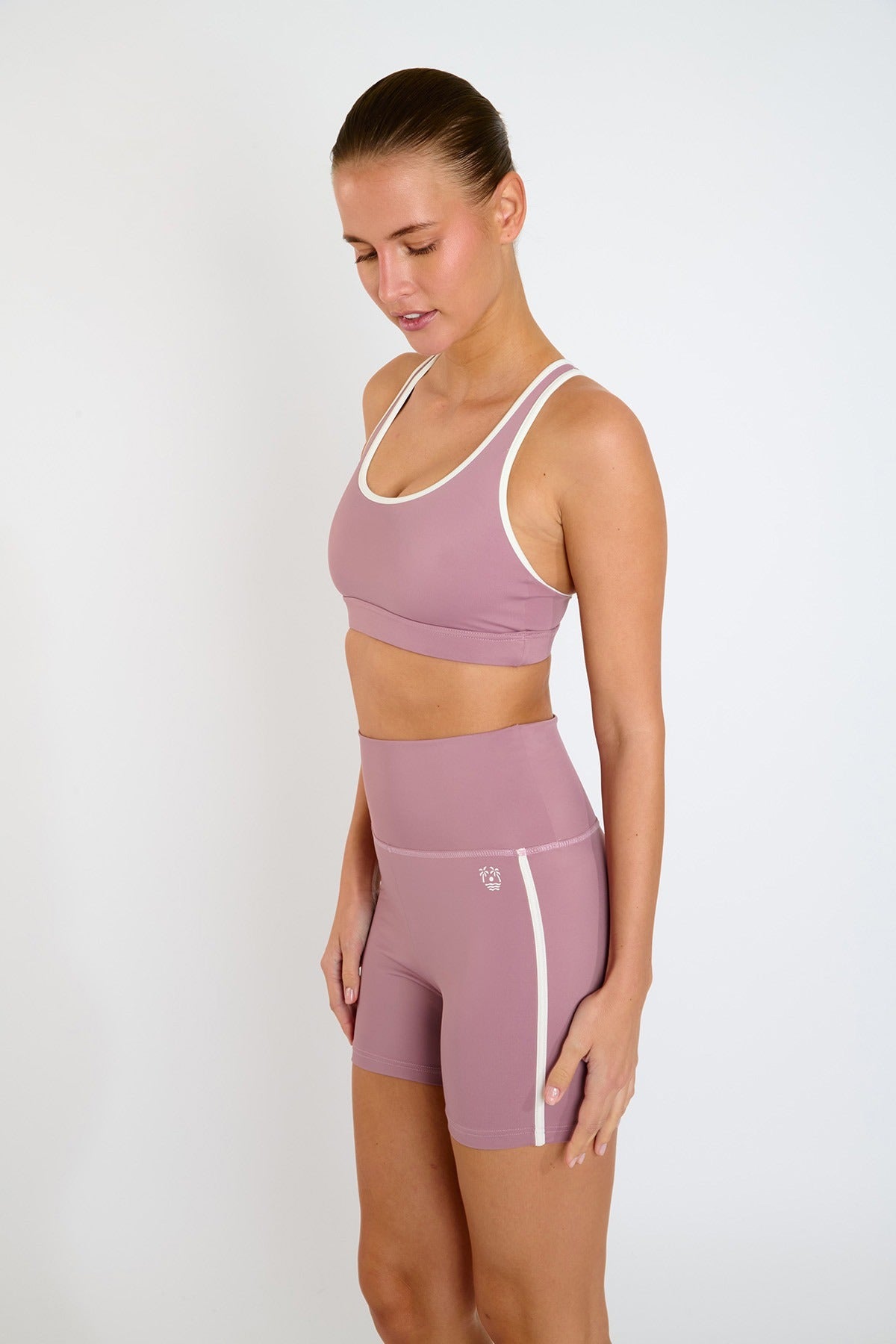 SPARK-WELLFLOW Shorts in Mauve