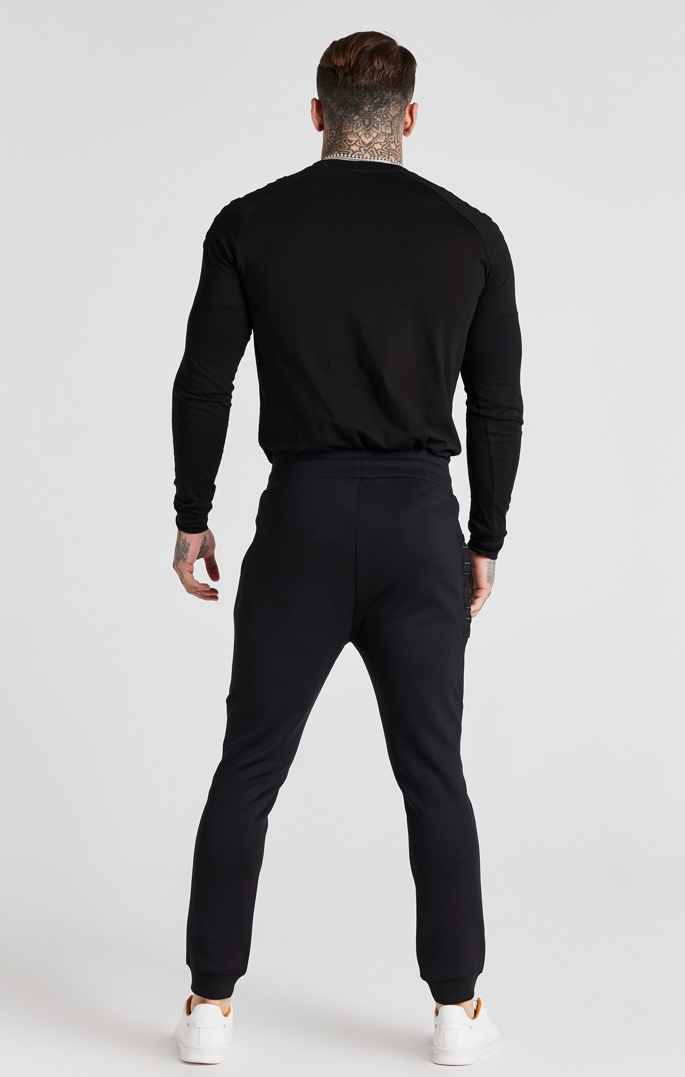Panel Muscle Fit Longsleeve Shirt in Black Hemden SikSilk   