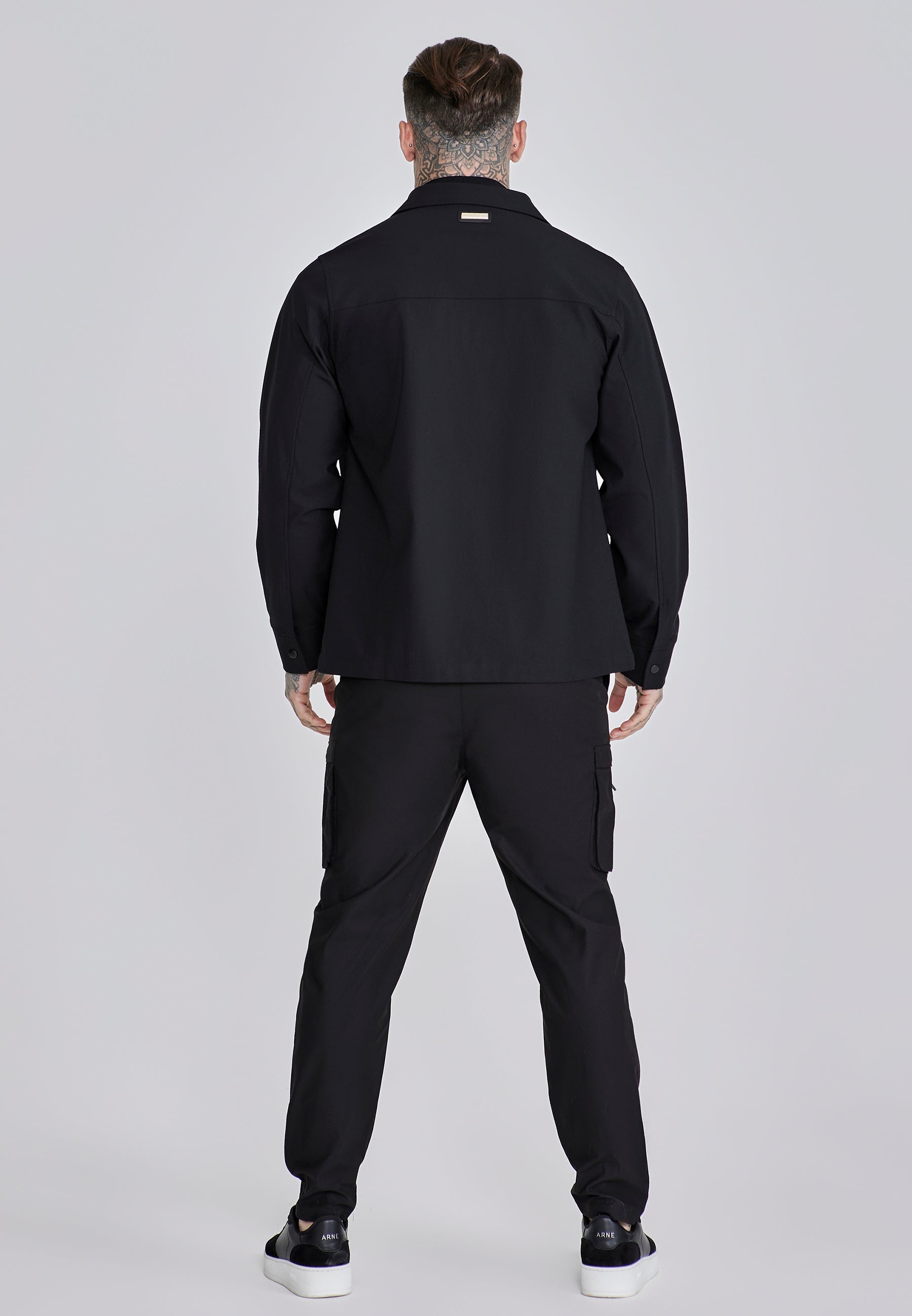 Utility Overshirt in Black Hemden SikSilk
