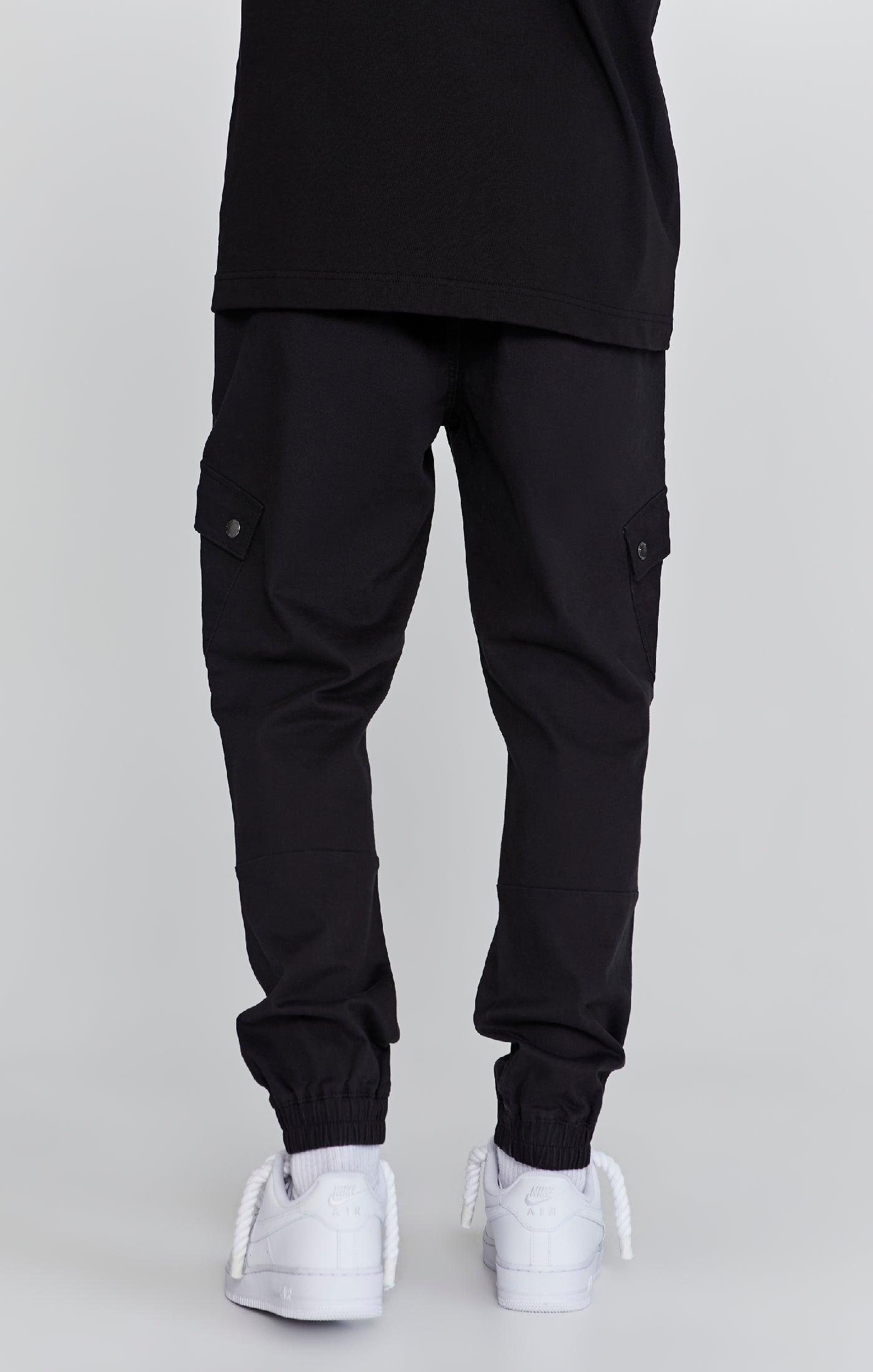 Cargo Pants in Black Hosen SikSilk   