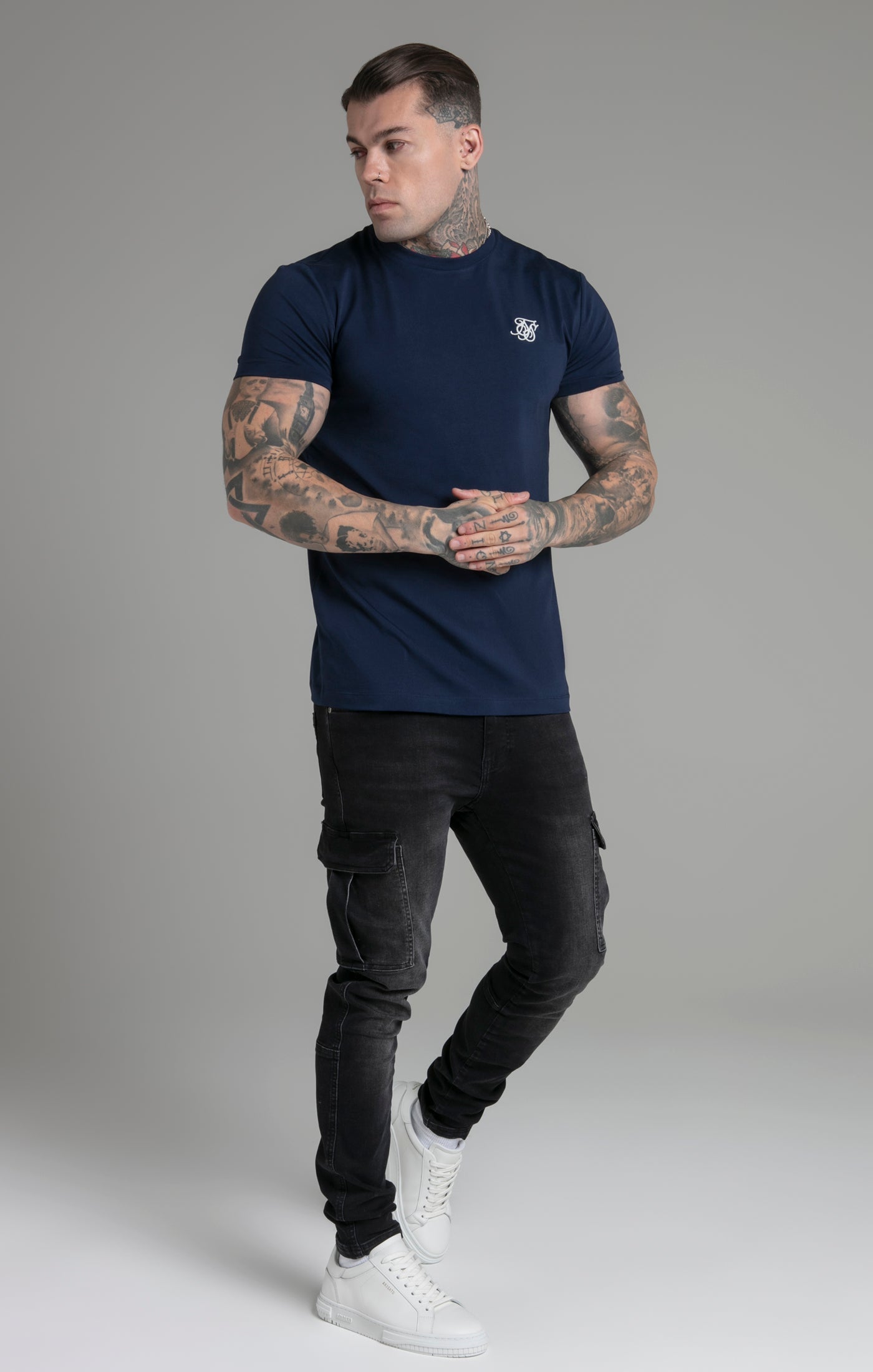 Muscle Fit T-Shirt in Navy T-Shirts SikSilk   