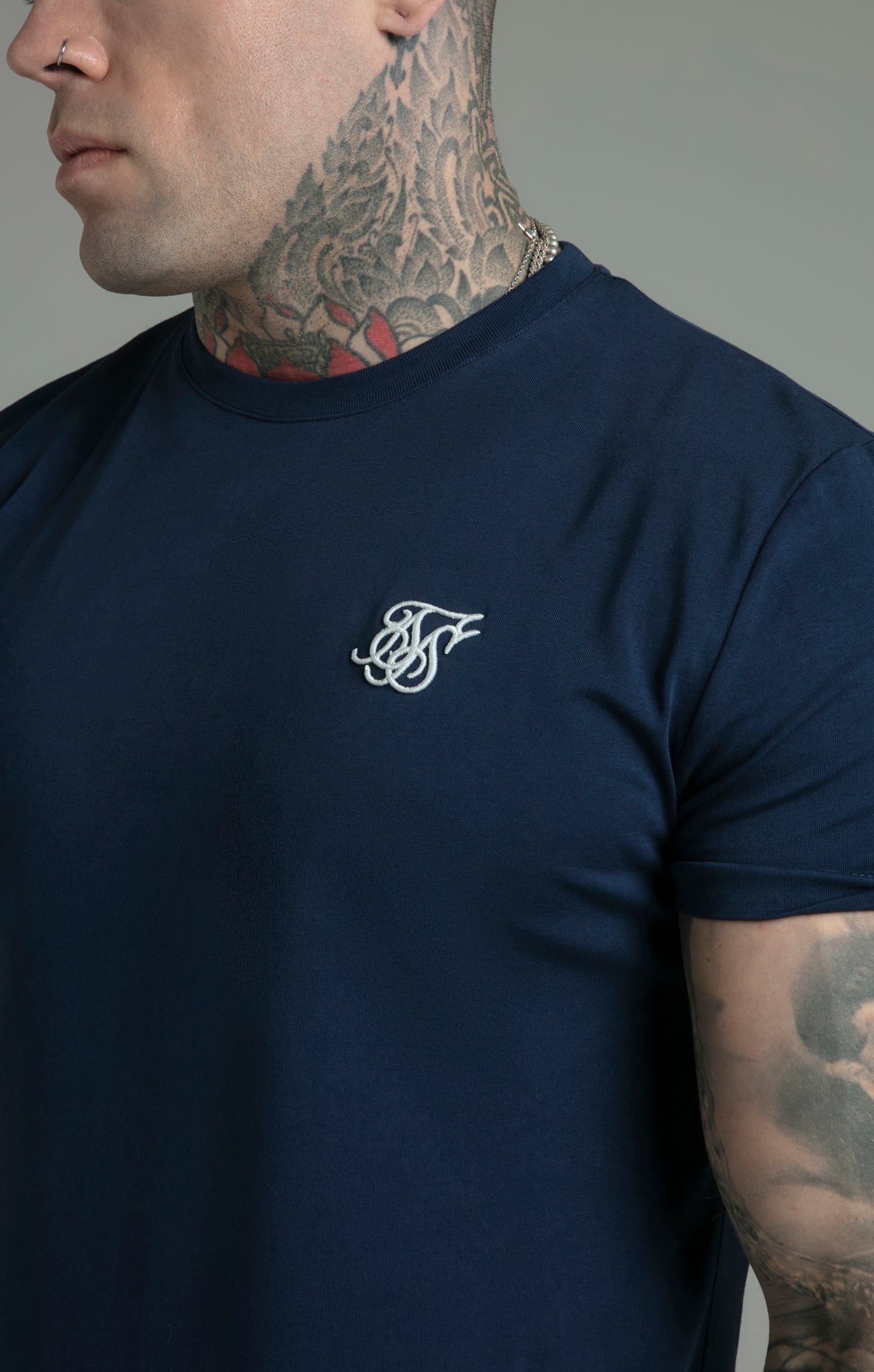 Muscle Fit T-Shirt in Navy T-Shirts SikSilk   