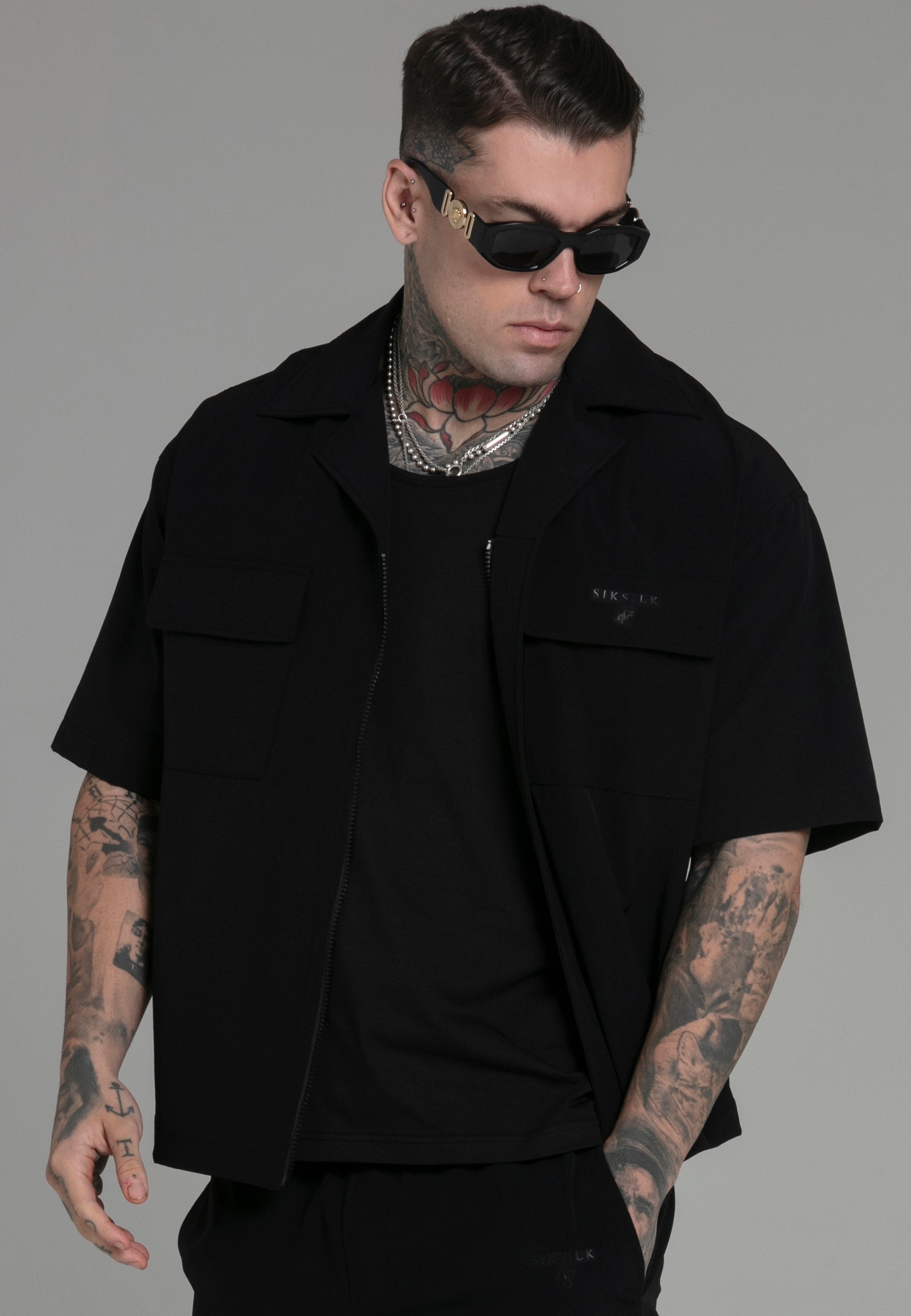 Utility Shirt in Black T-Shirts SikSilk   