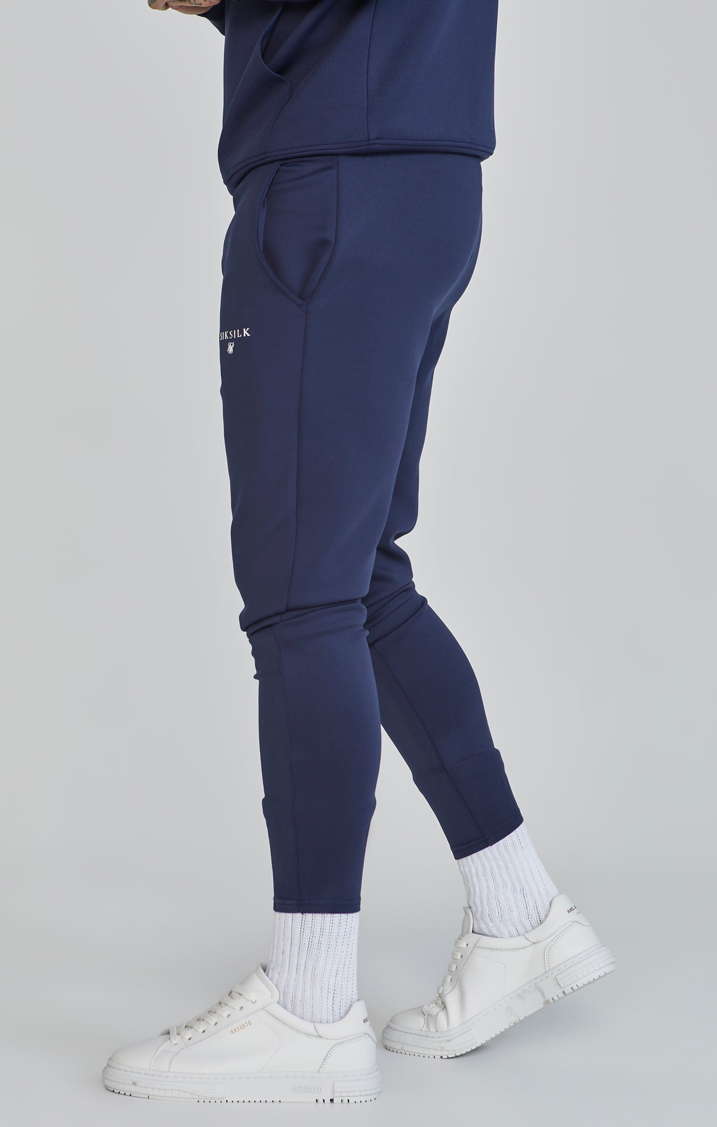 Essentials Poly Joggers in Navy Hosen SikSilk   